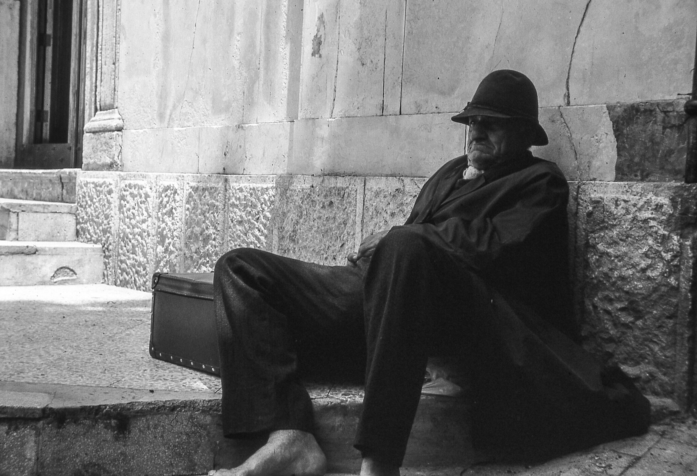 Un misterioso anziano