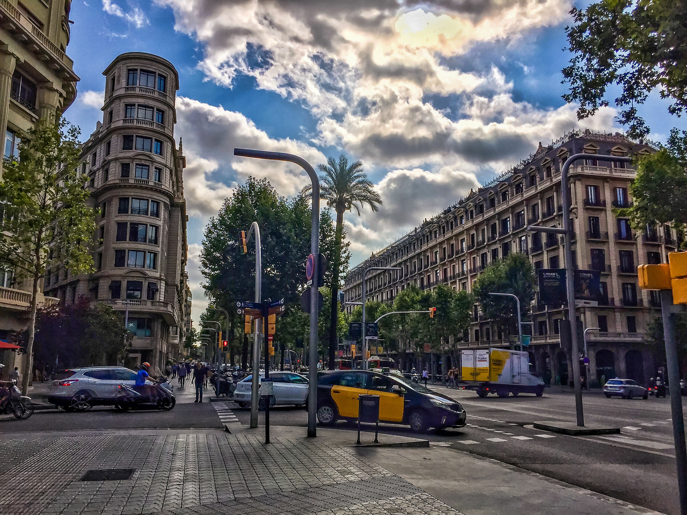 Hectic morning in Barcelona