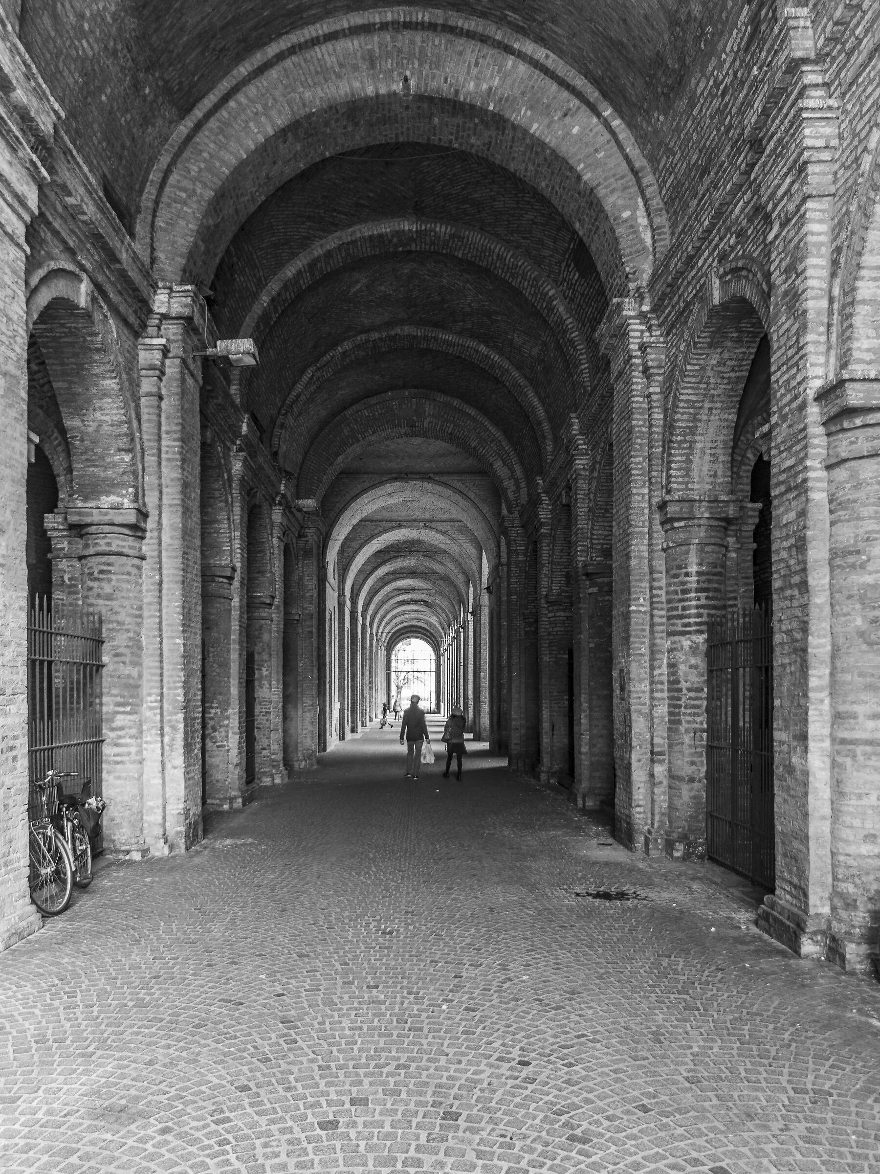 La Pilotta - Passage with porches - 1