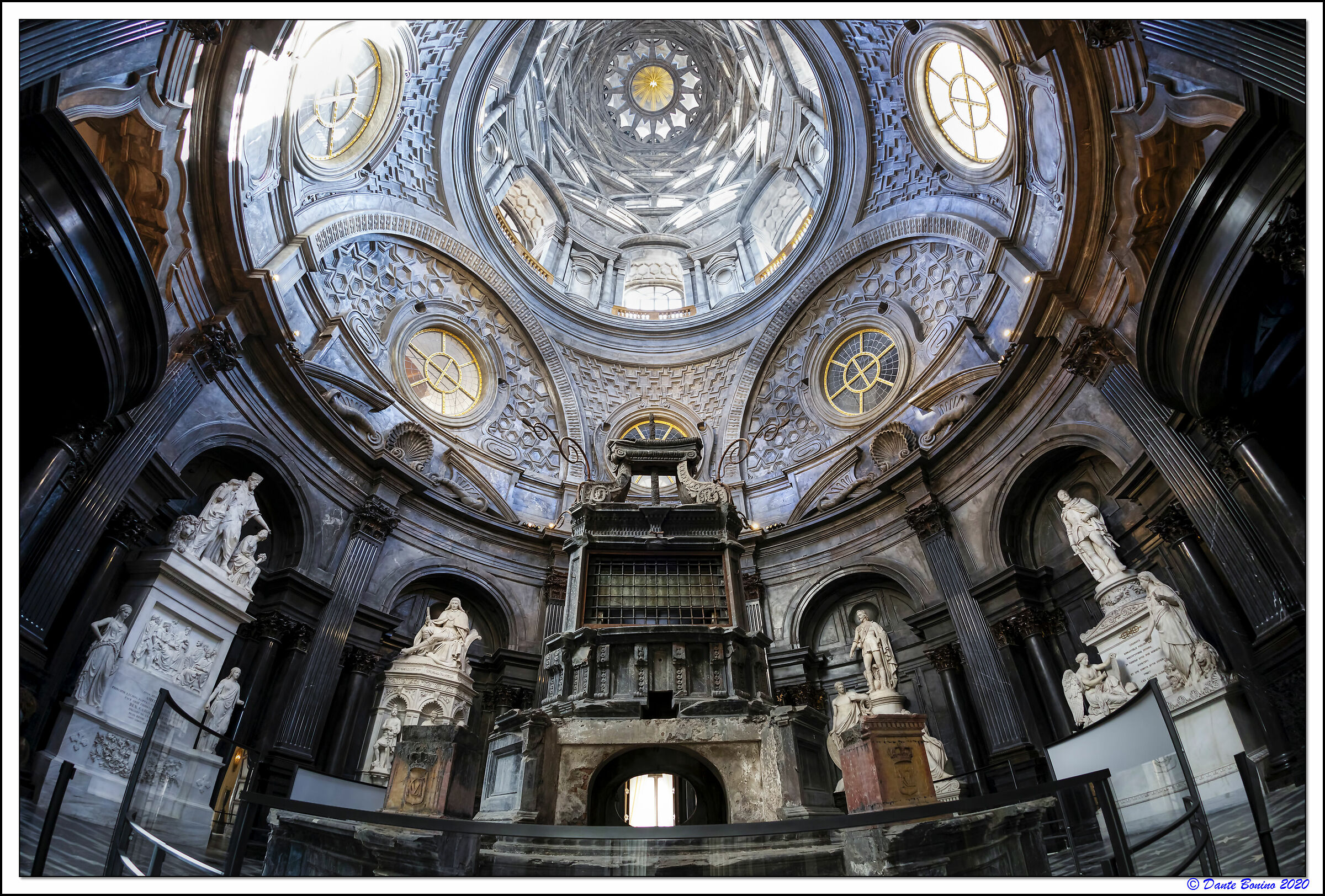 Chapel of the Holy Shroud