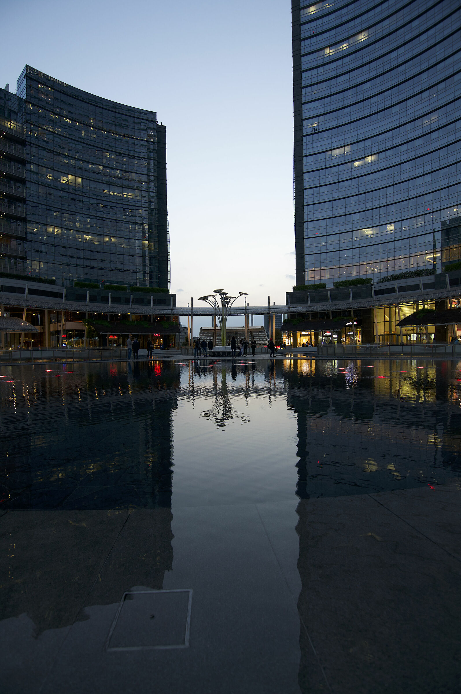 Piazza Gae Aulenti