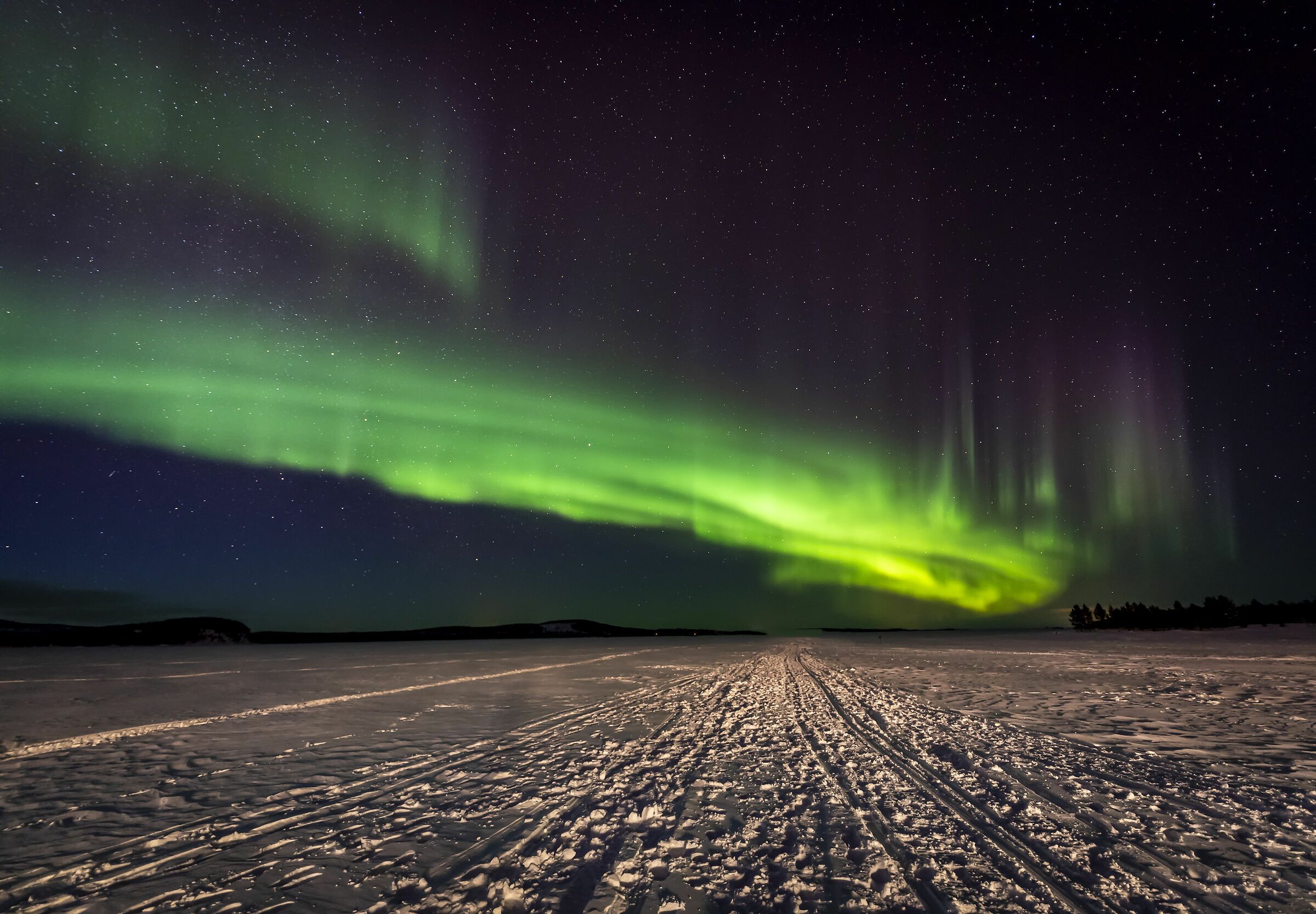 Aurora Boreale sul lago Inari