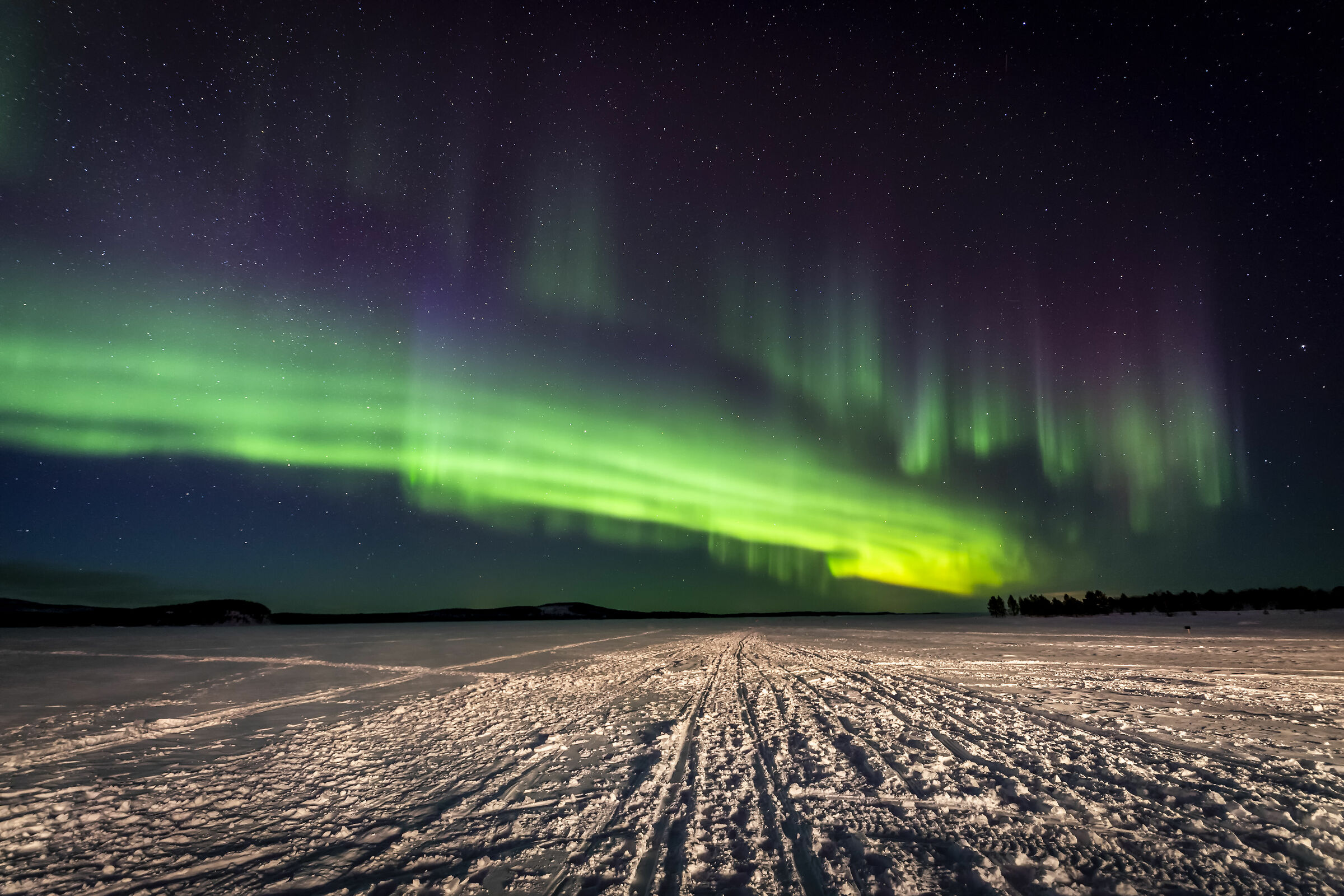 Aurora Boreale sul lago Inari