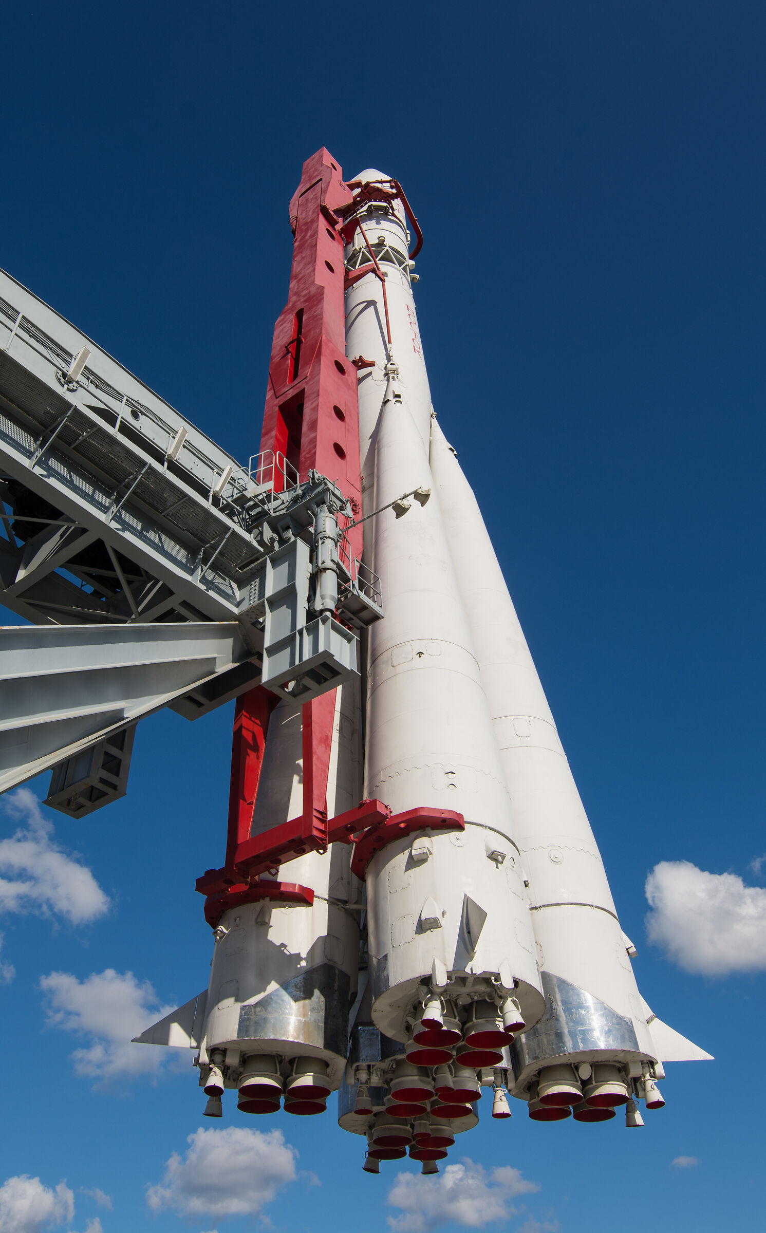 Vostok rocket - side view