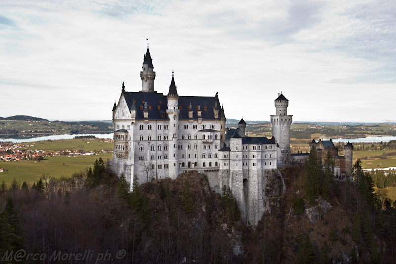 Neuschwanstein from the bridge