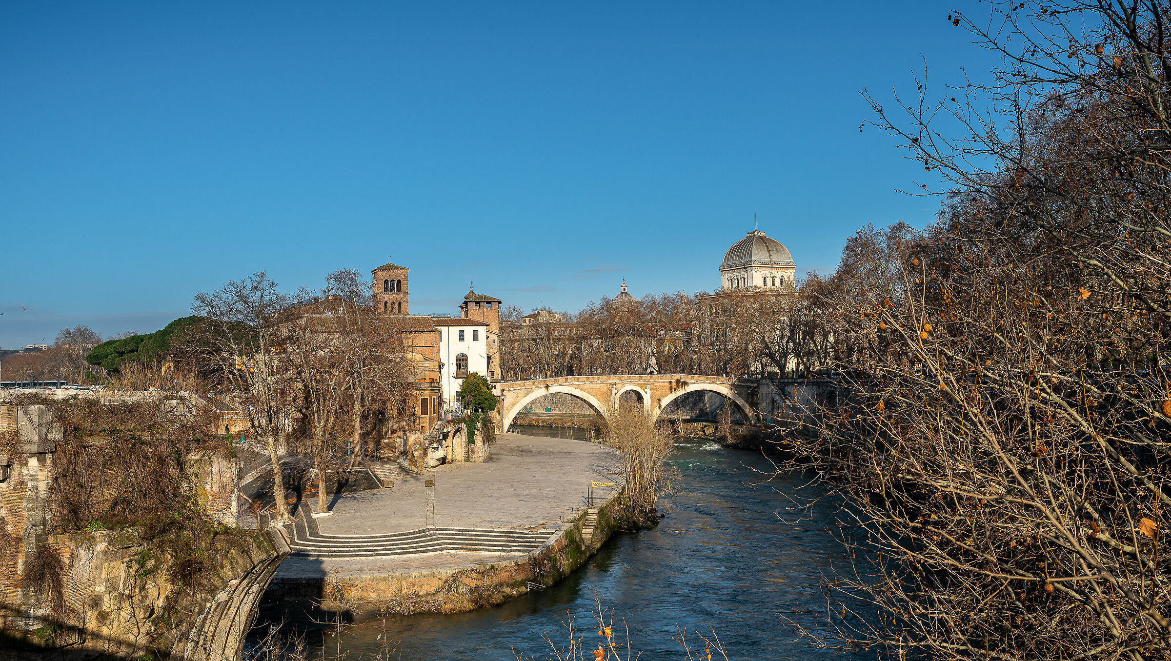 Roma, Isola Tiberina e Sinagoga