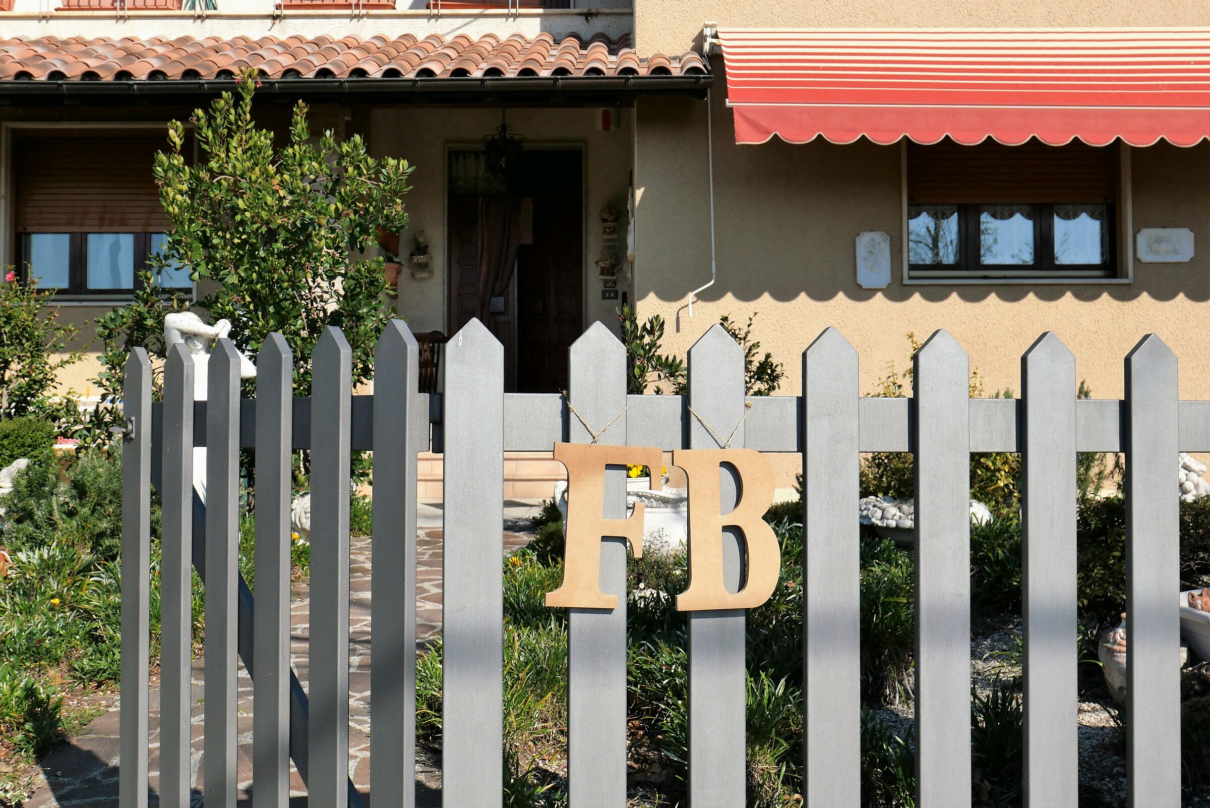 FB is in the Super Red Zone.