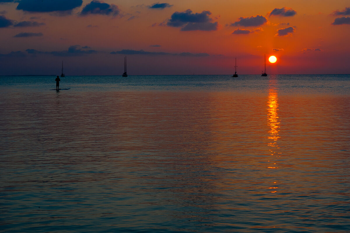 Bonaccia al tramonto.