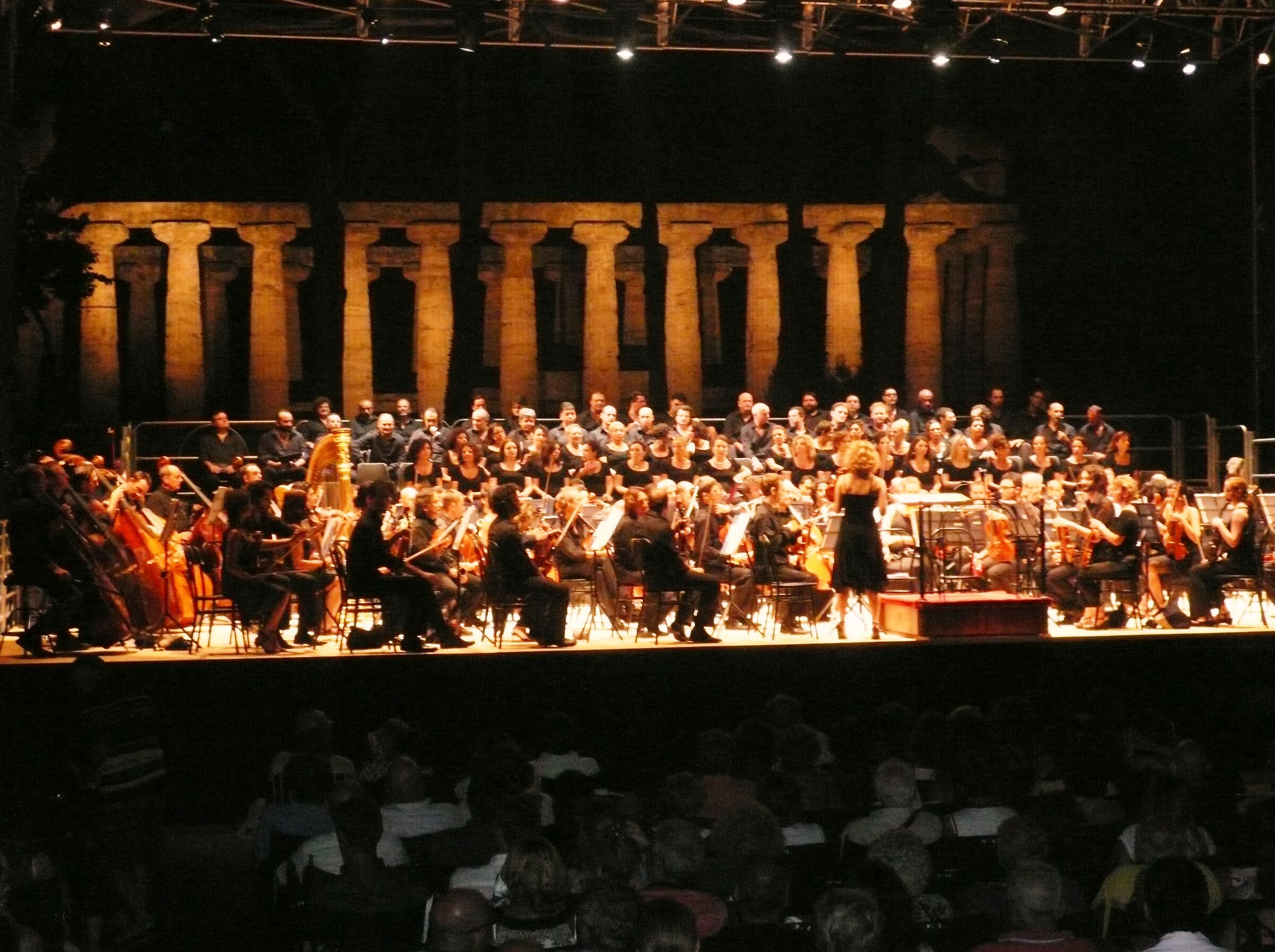 Paestum -Tempio di Cerere" Concerto di musica classica&...