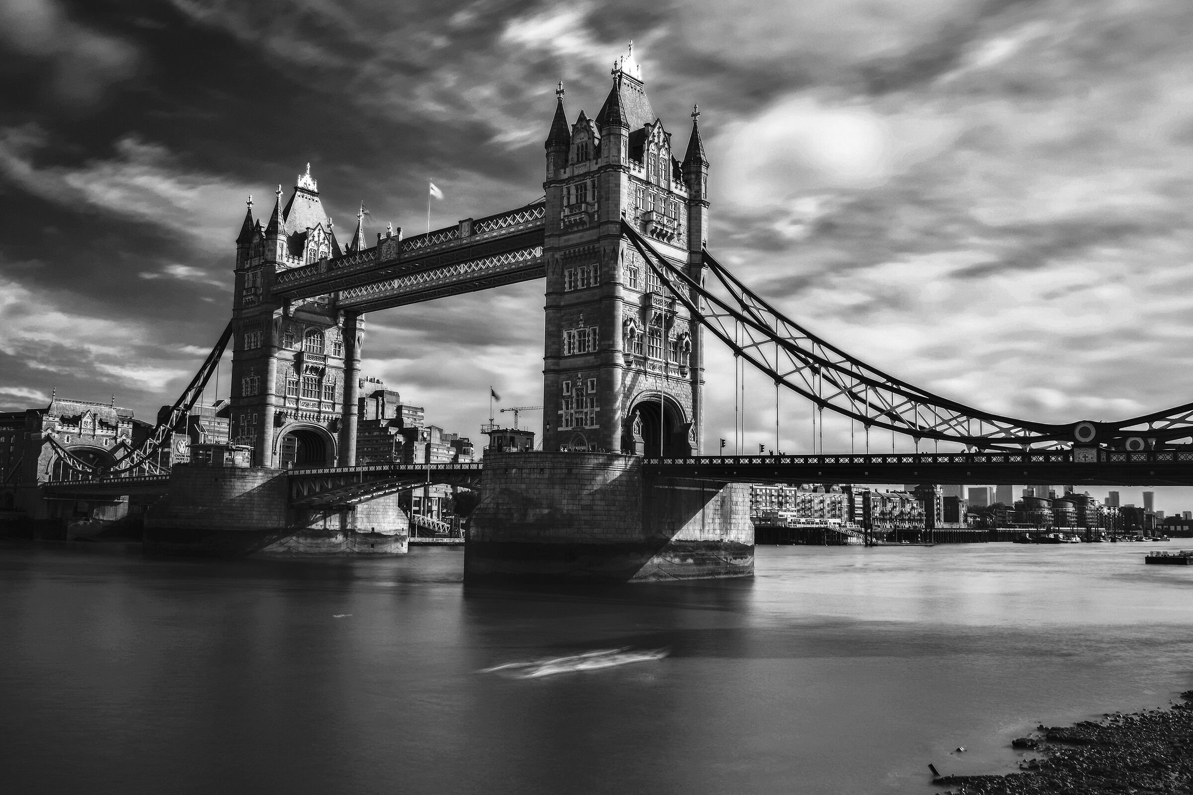 Tower Bridge B&W