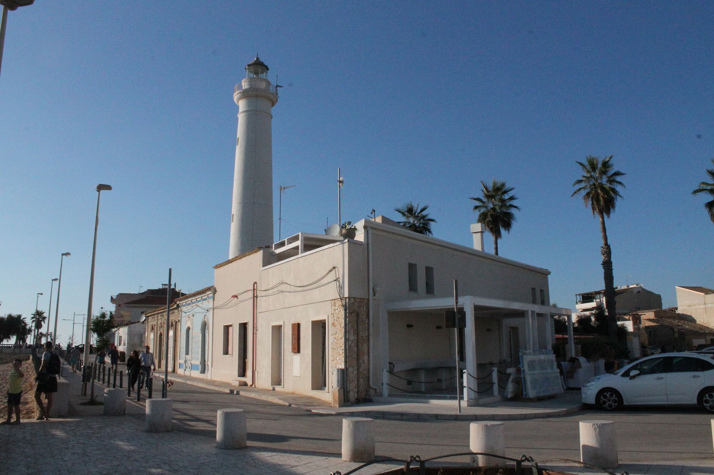 RAGUSA DRY TIP BEACON