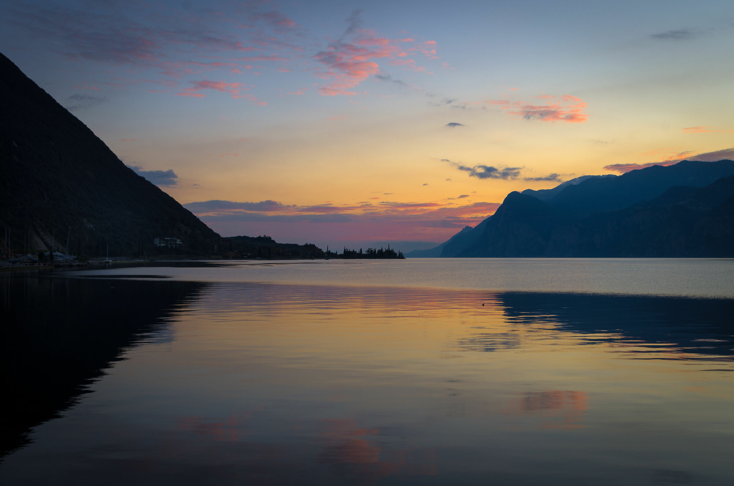 Tramonto sul Garda veneto