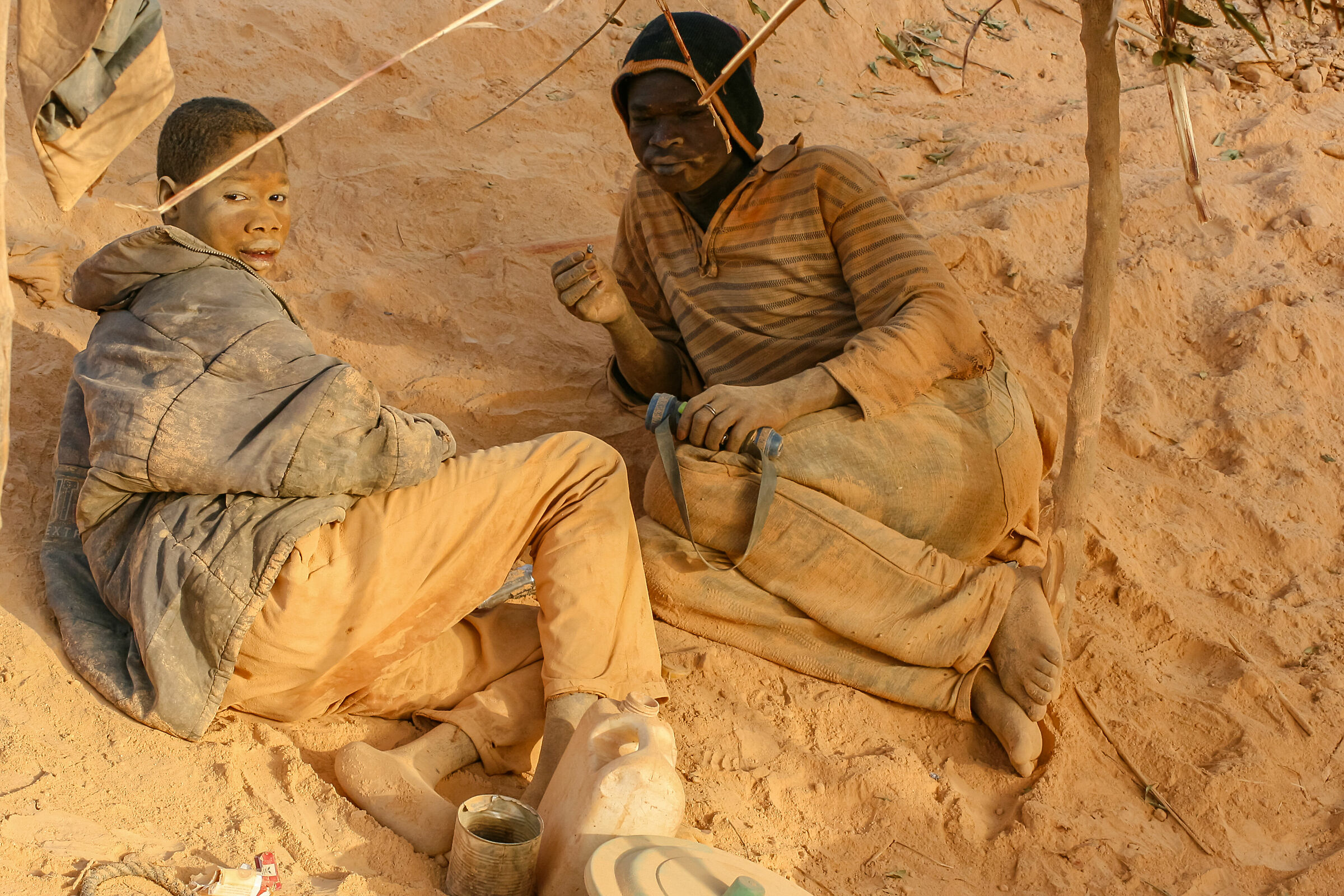 Burkina Faso.Il riposo dei cercatori D'oro.