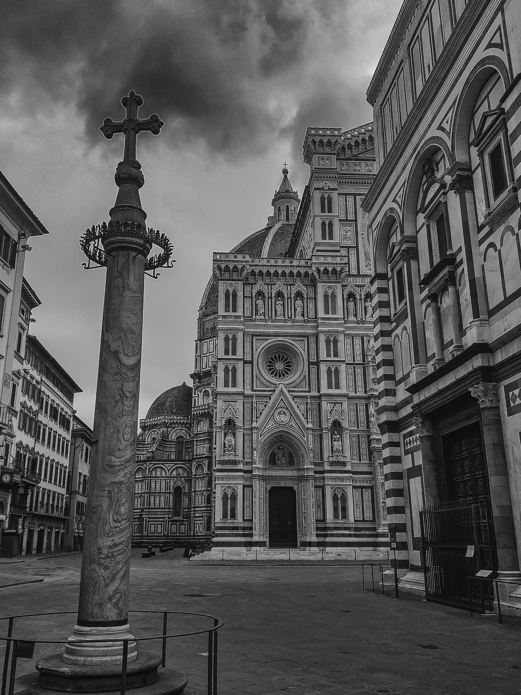 Florence and the Cross