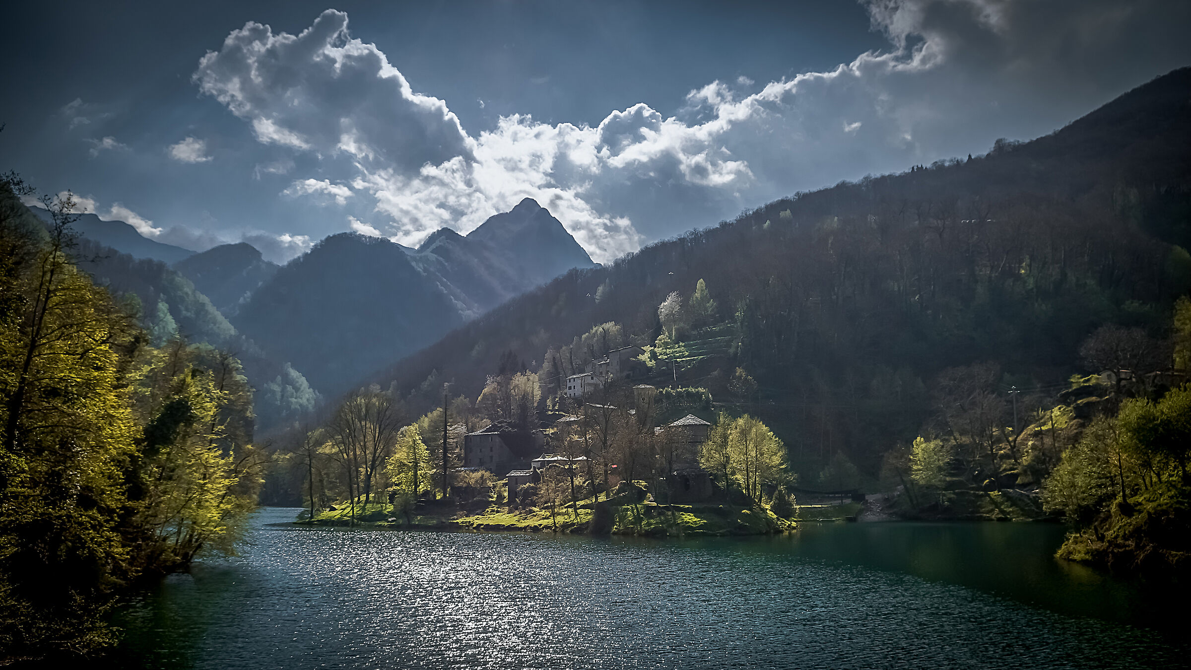 Spring to Holy Island