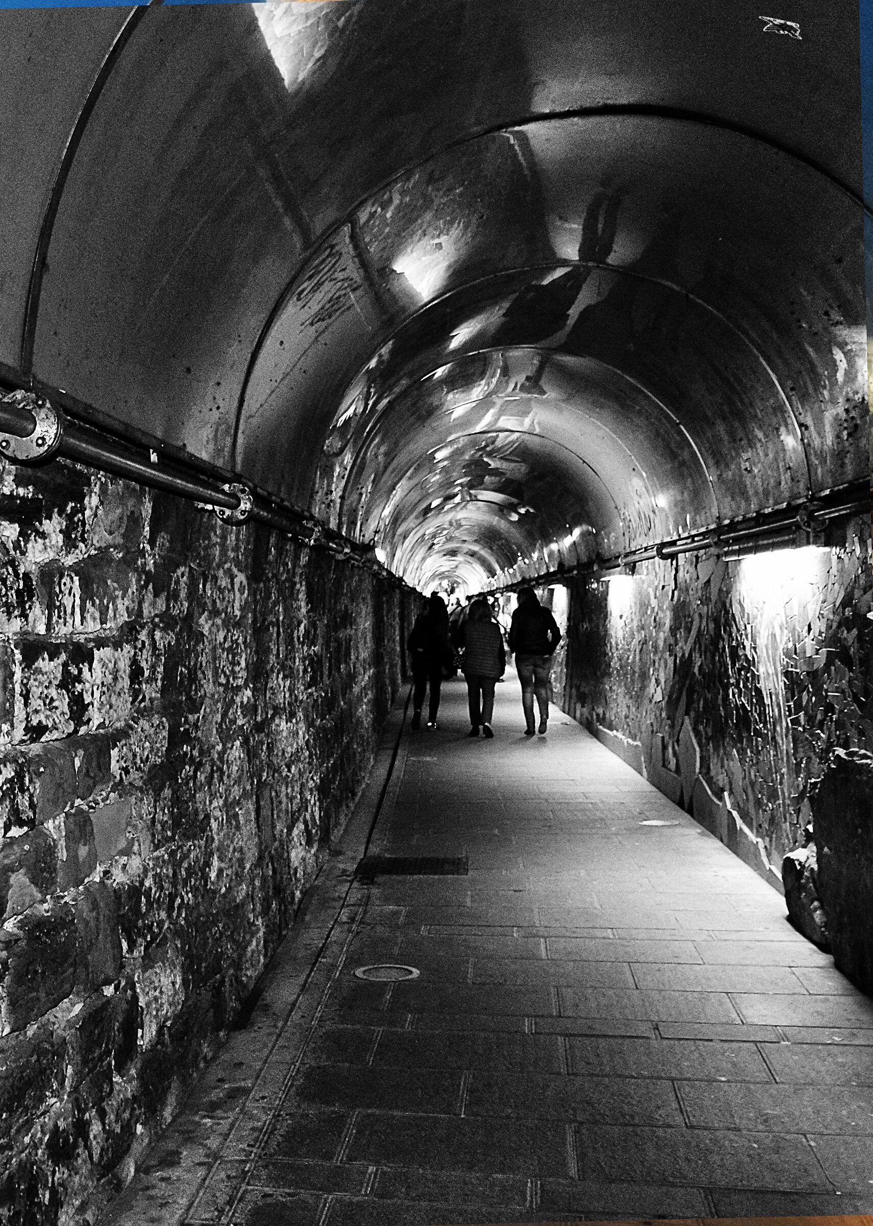 Siamo in un tunnel......