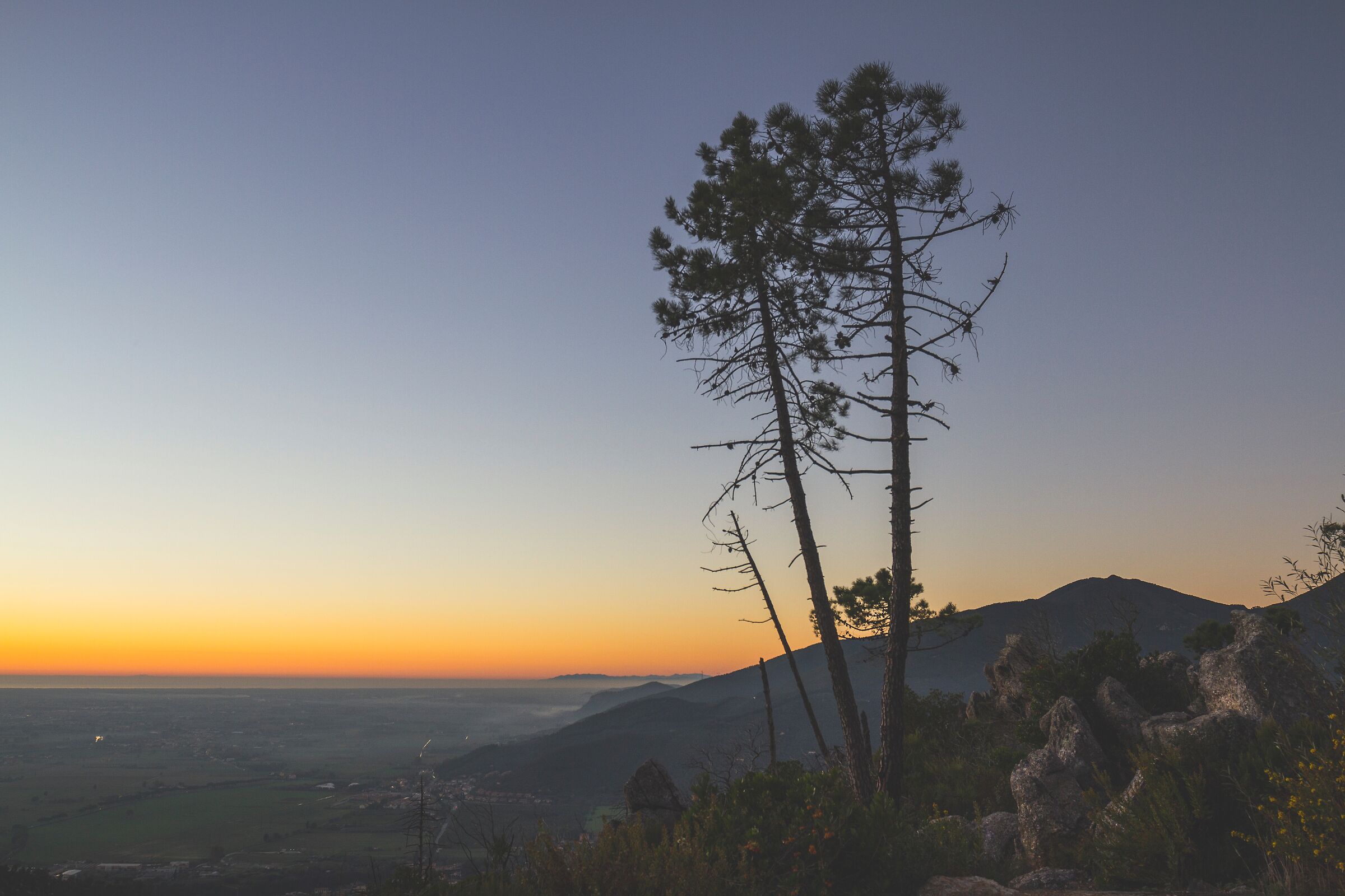 Sunset over the Pisani Mountains