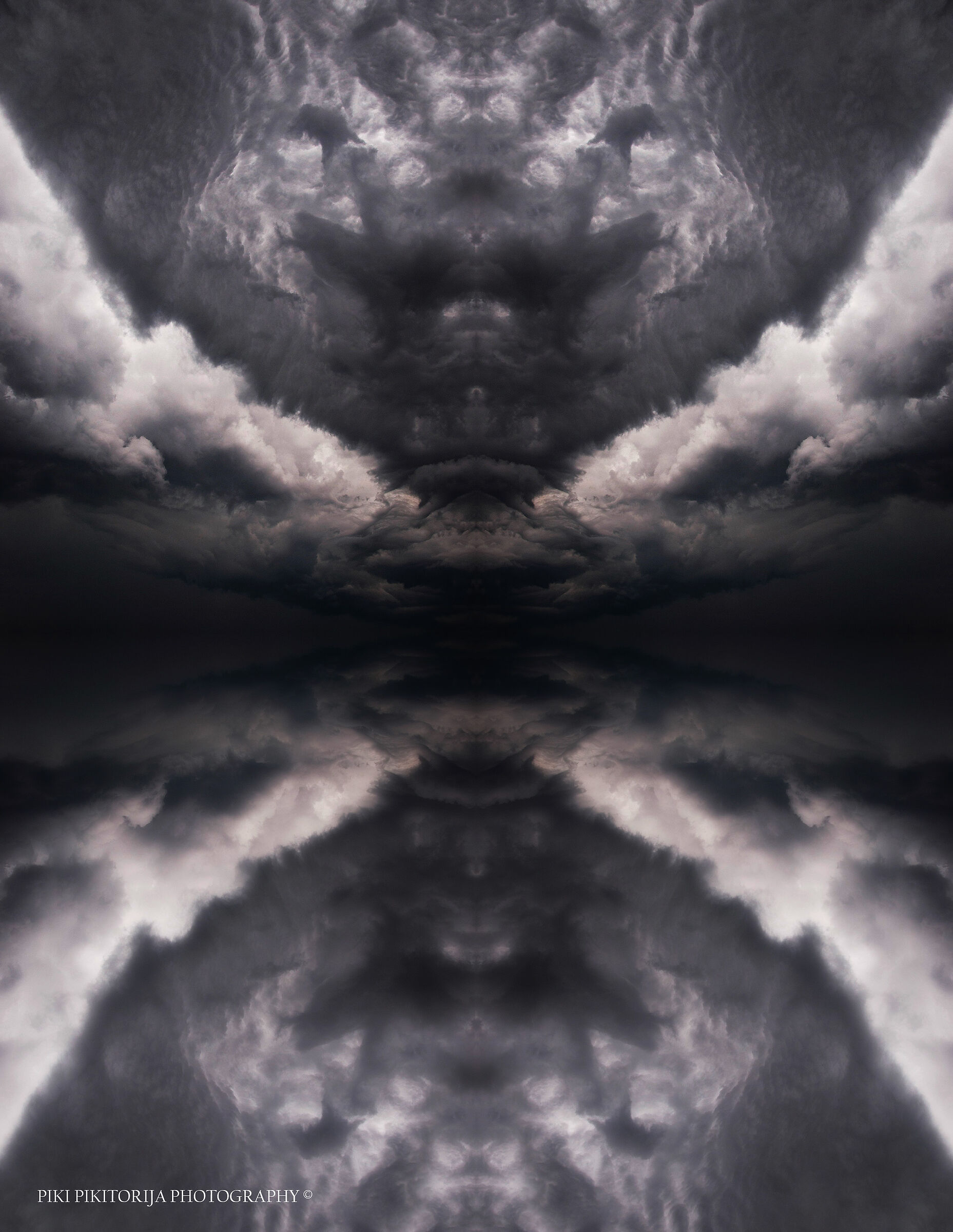 Tissue in the sky/Tessuto nel cielo