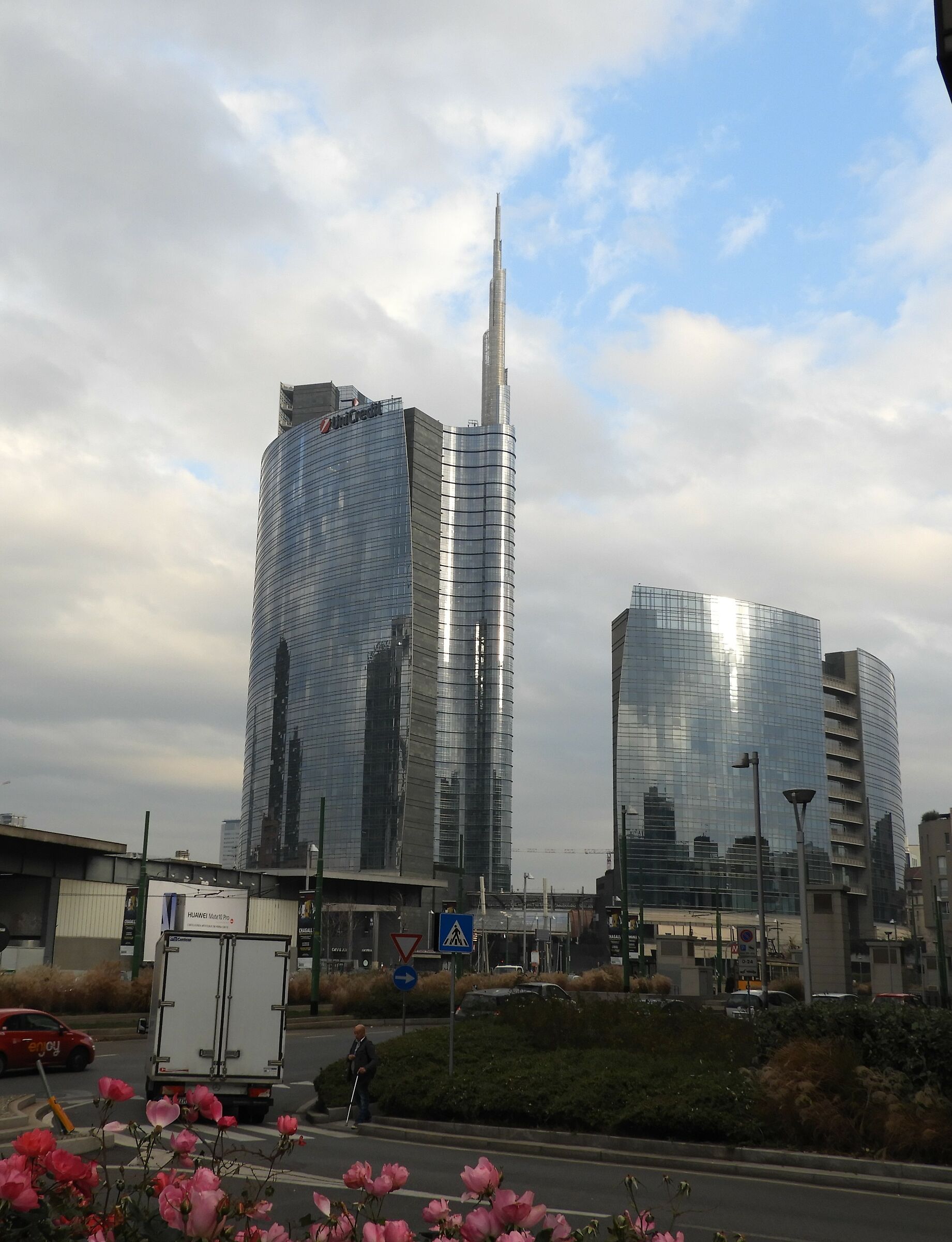 Milan Piazza Gae Aulenti