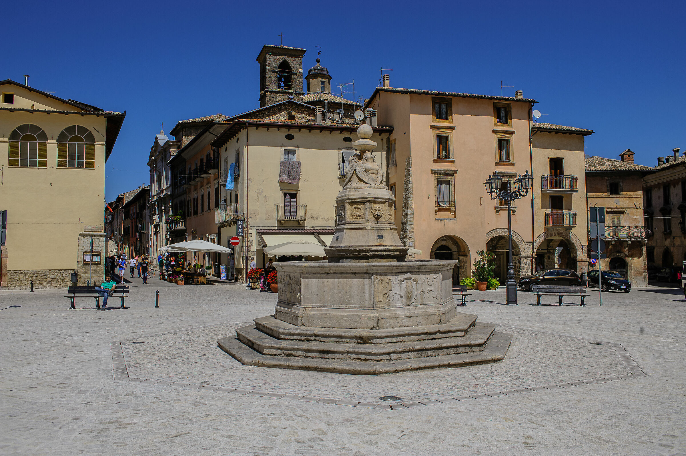 Lioness (Ri)-Square 2 April