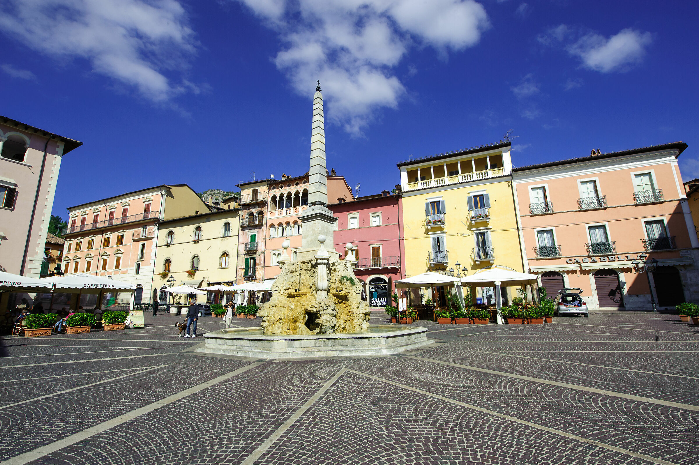 Tagliacozzo (Aq)-Obelisk Square
