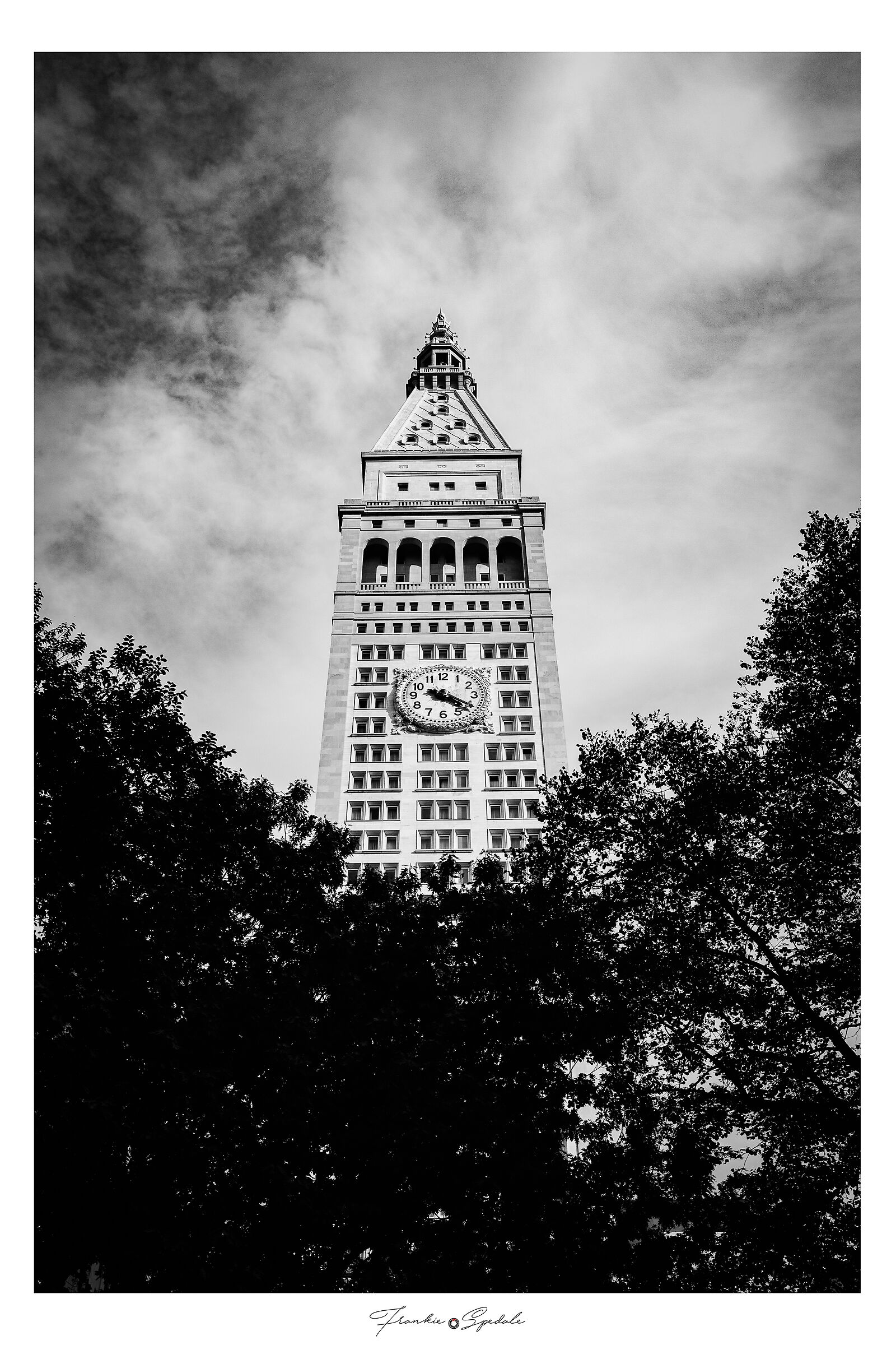 Metropolitan Life Insurance Building - New York