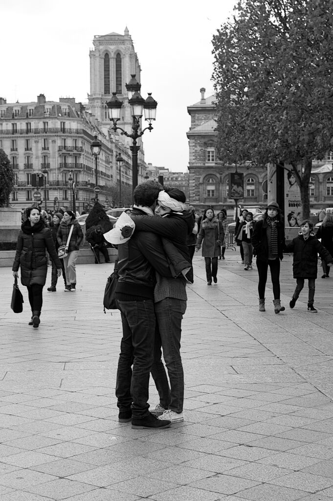 A hug in Paris