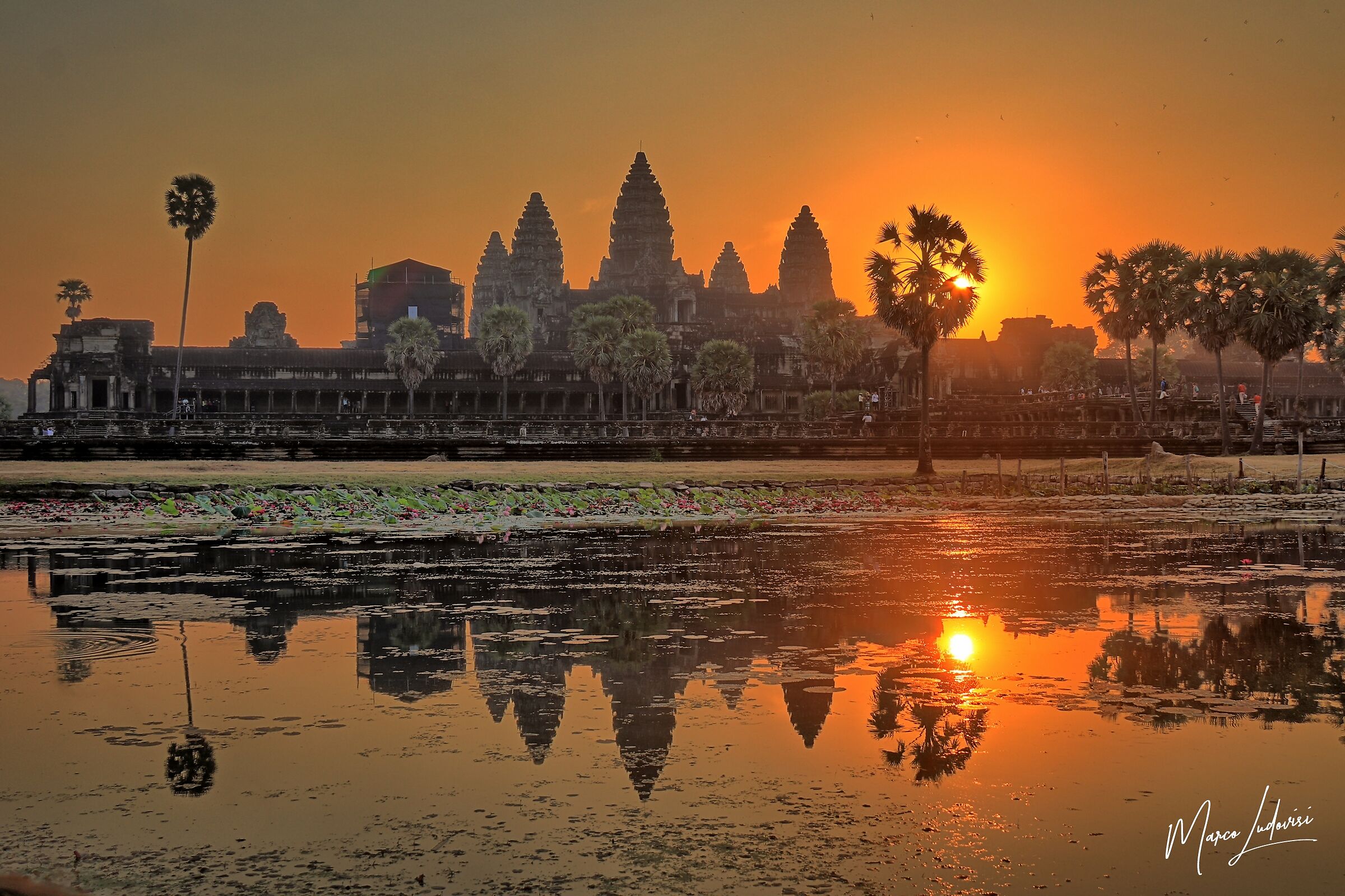 Alba su Angkor Wat - Cambogia
