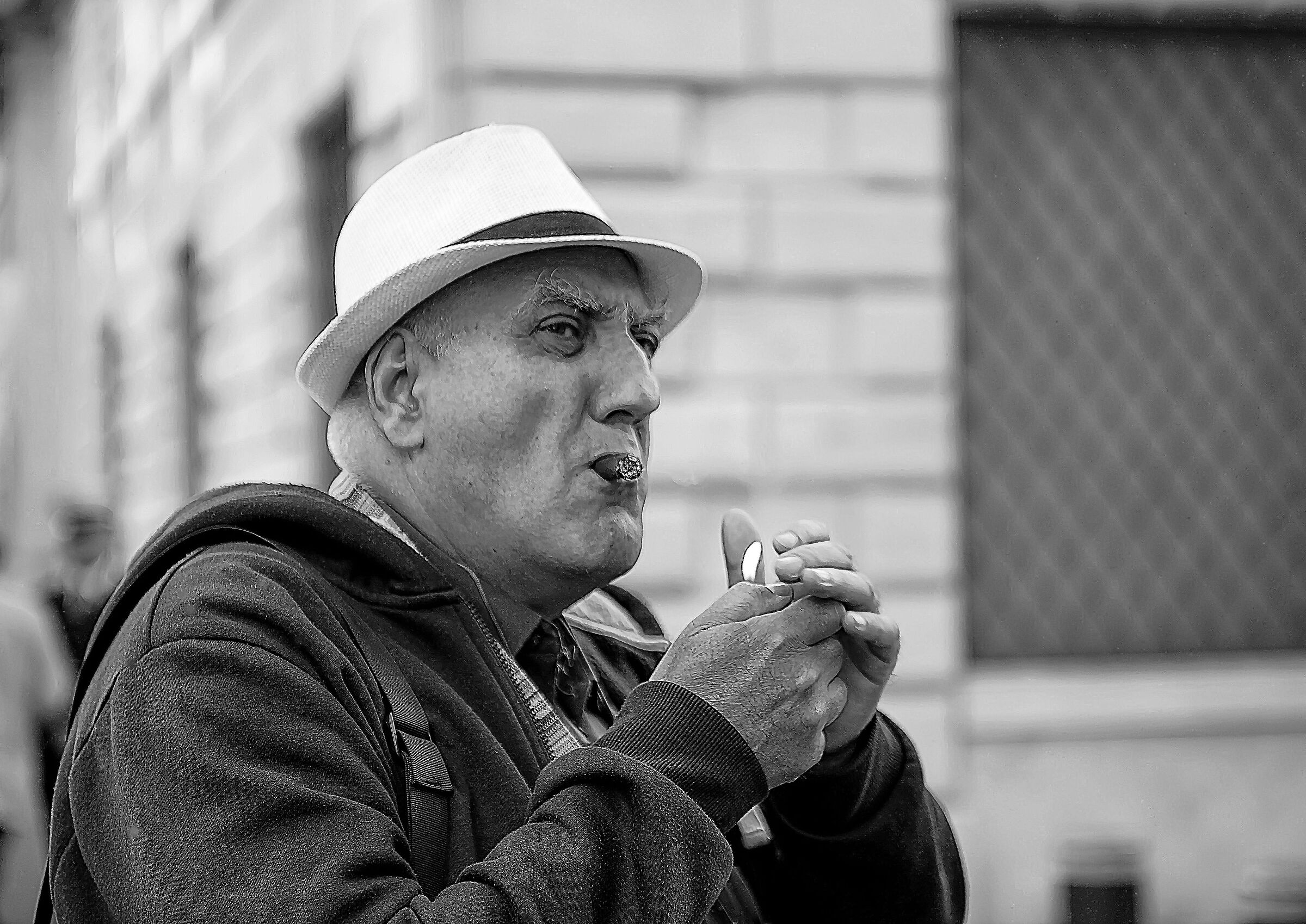 Nonno...prima di scattare