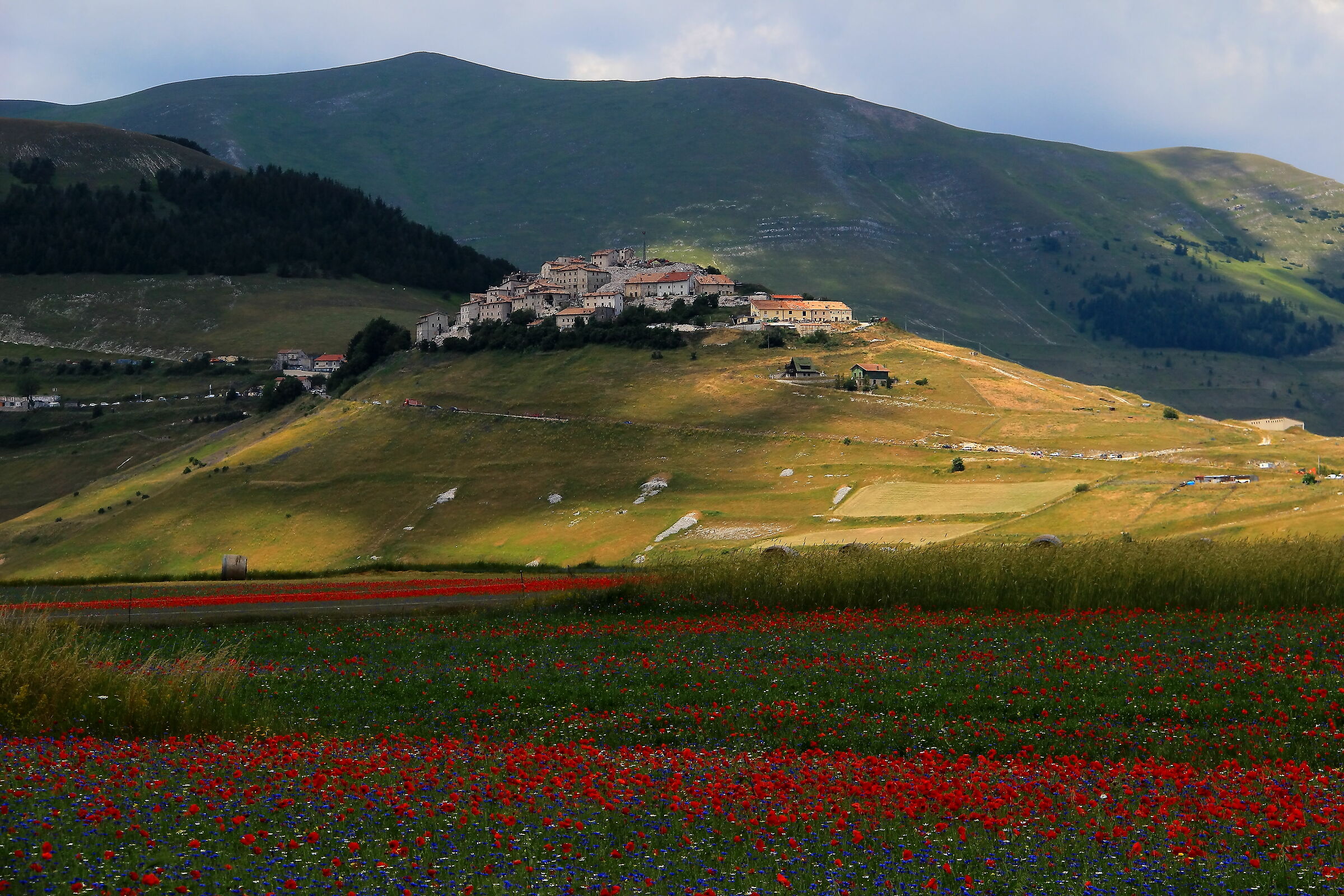 Castelluccio tra luce e ombra