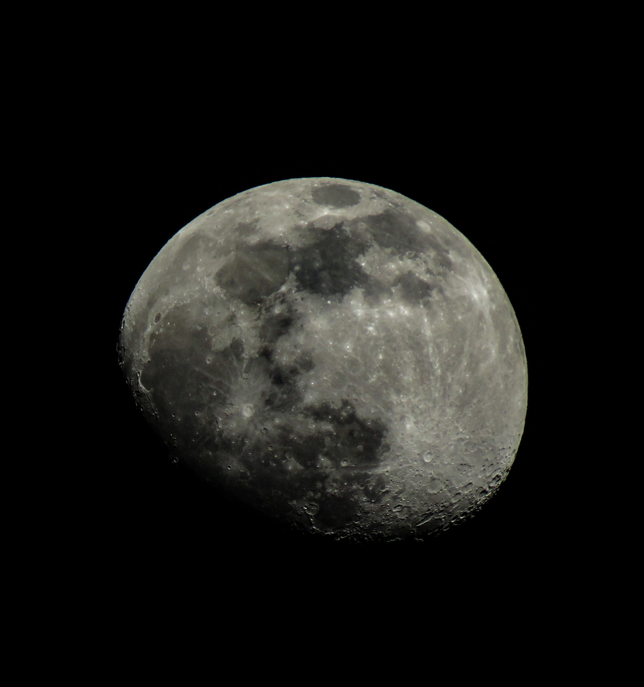 Luna in Aprile