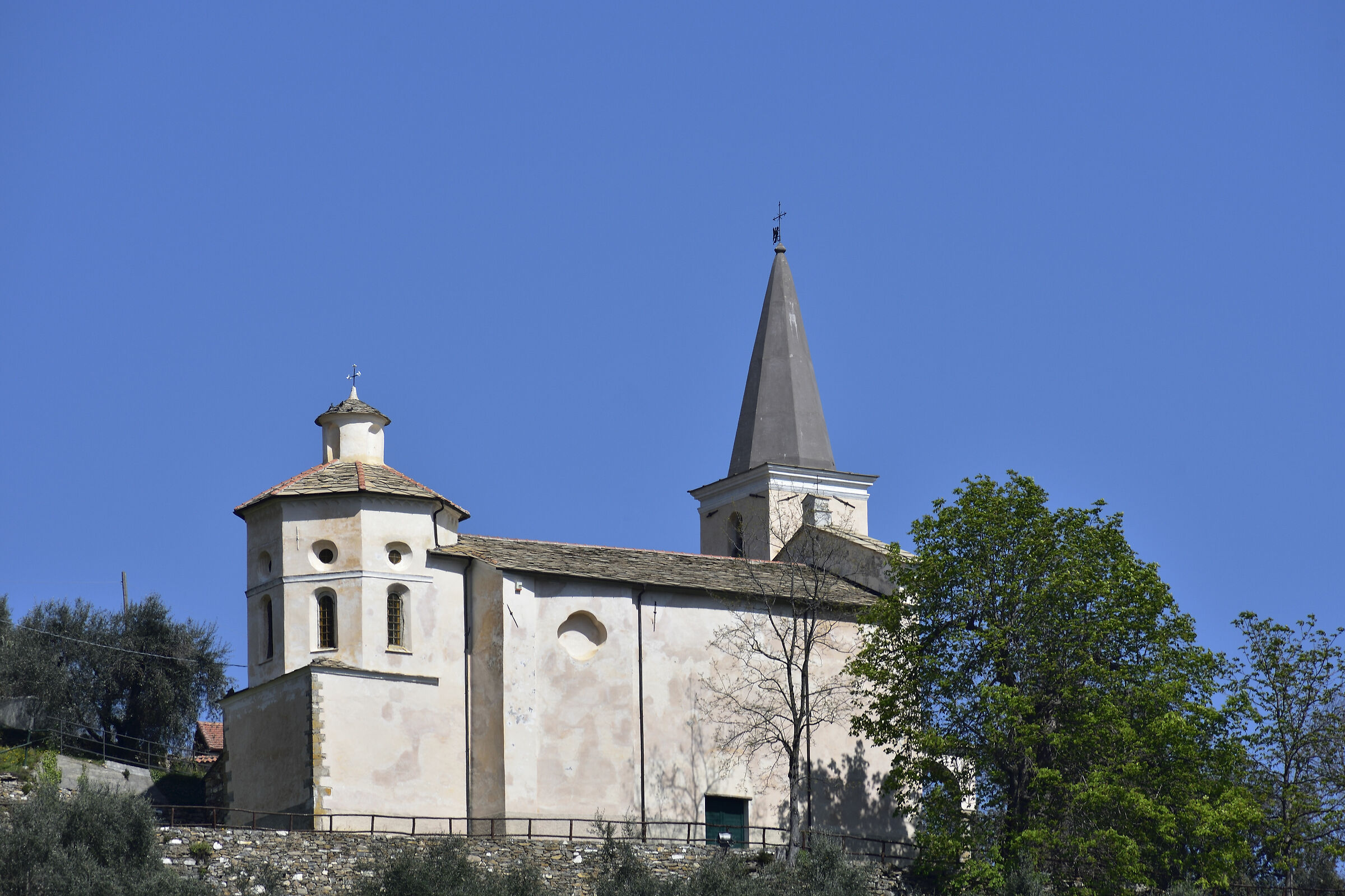 St Paul's Sanctuary (Aurigo) IM