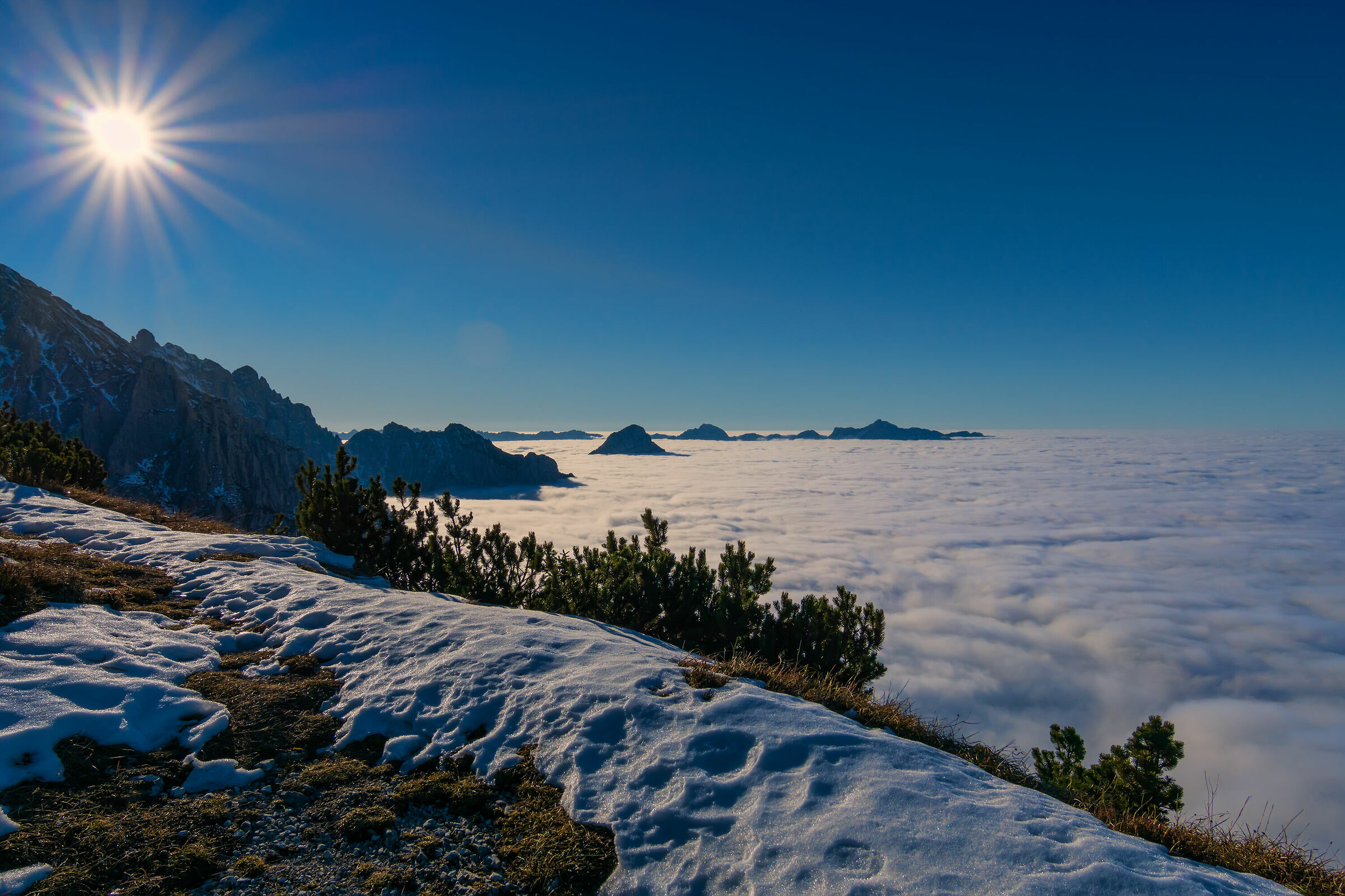 Sole sopra un mare di nubi