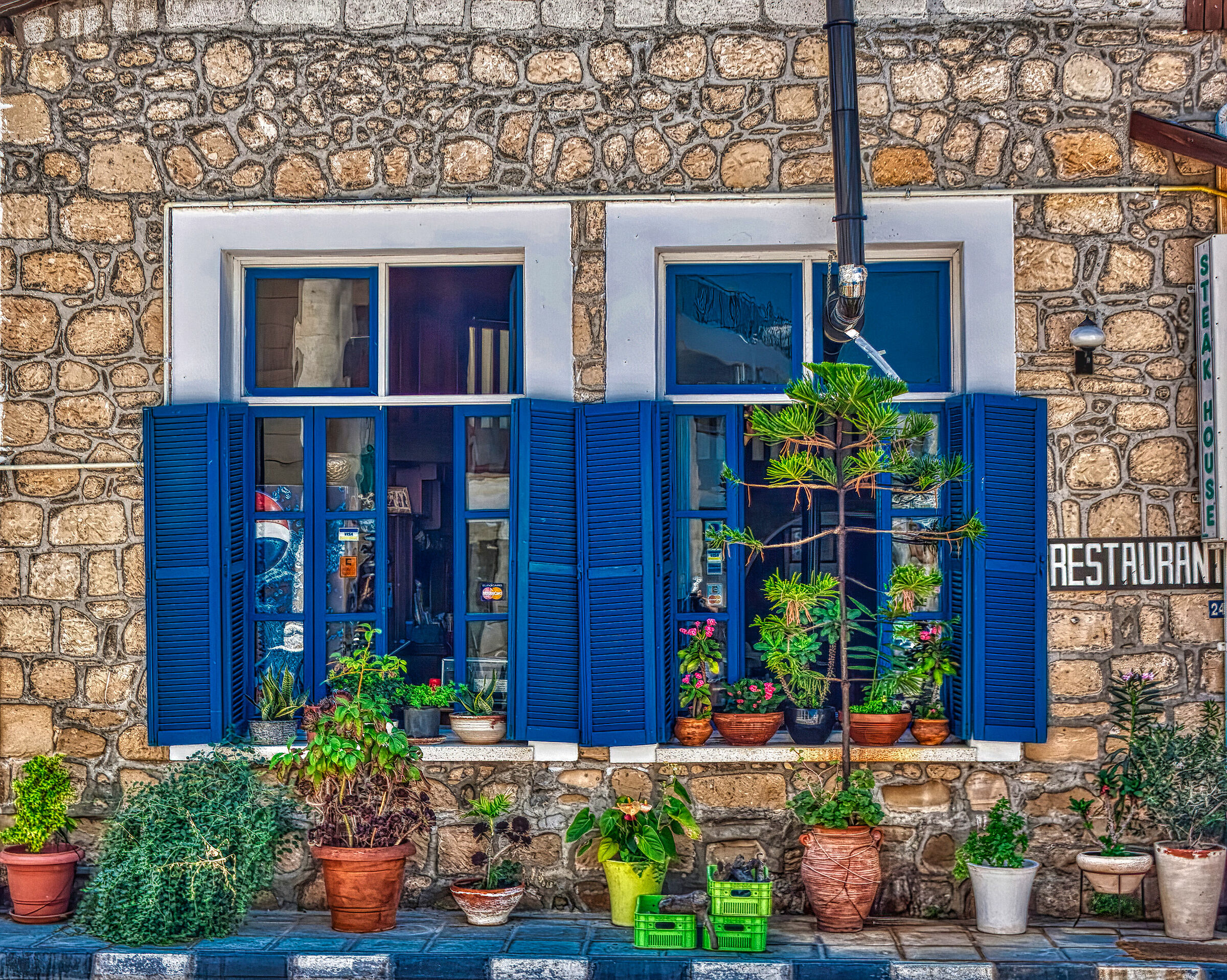 Finestra a Polis,Cipro