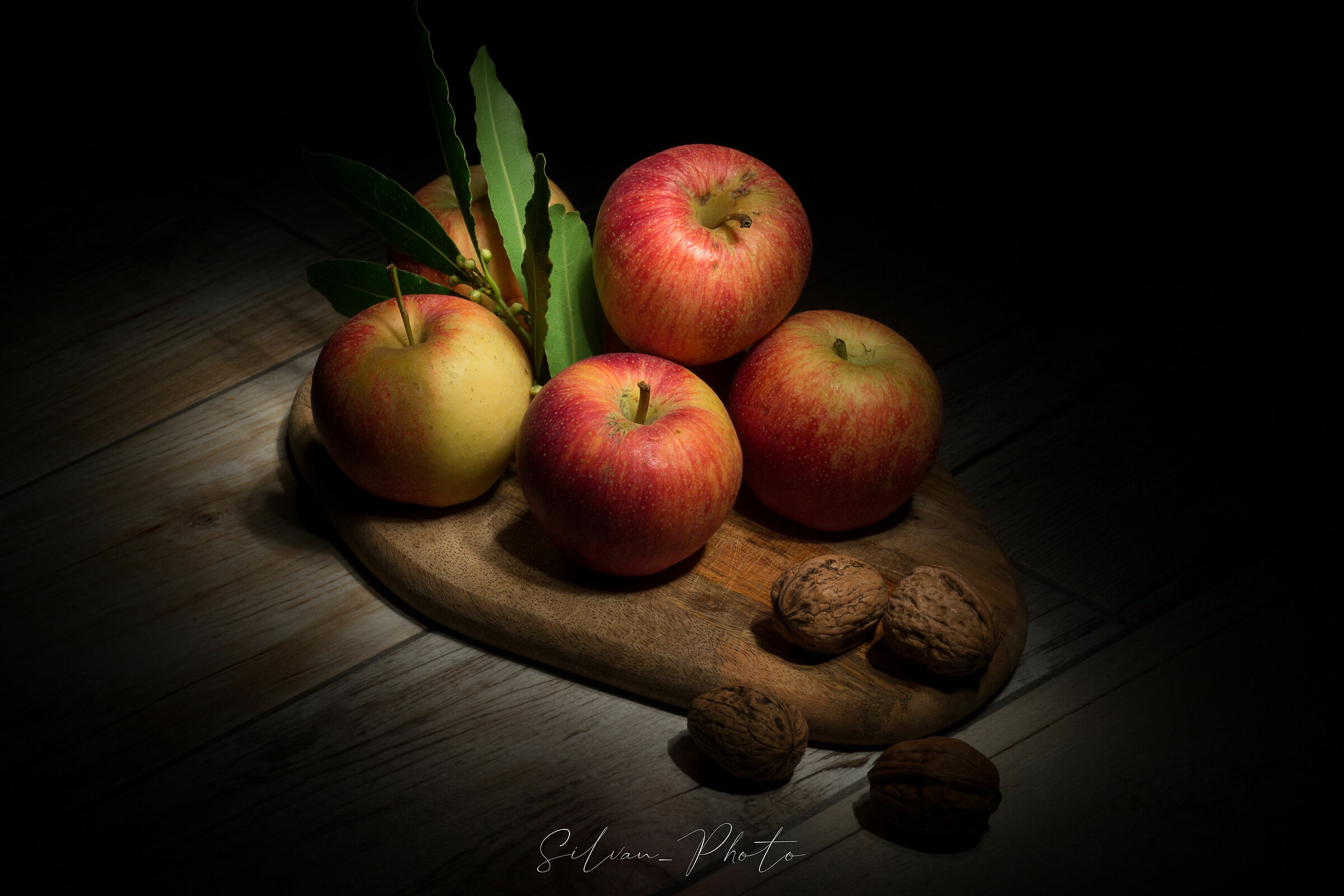Apples and Walnuts
