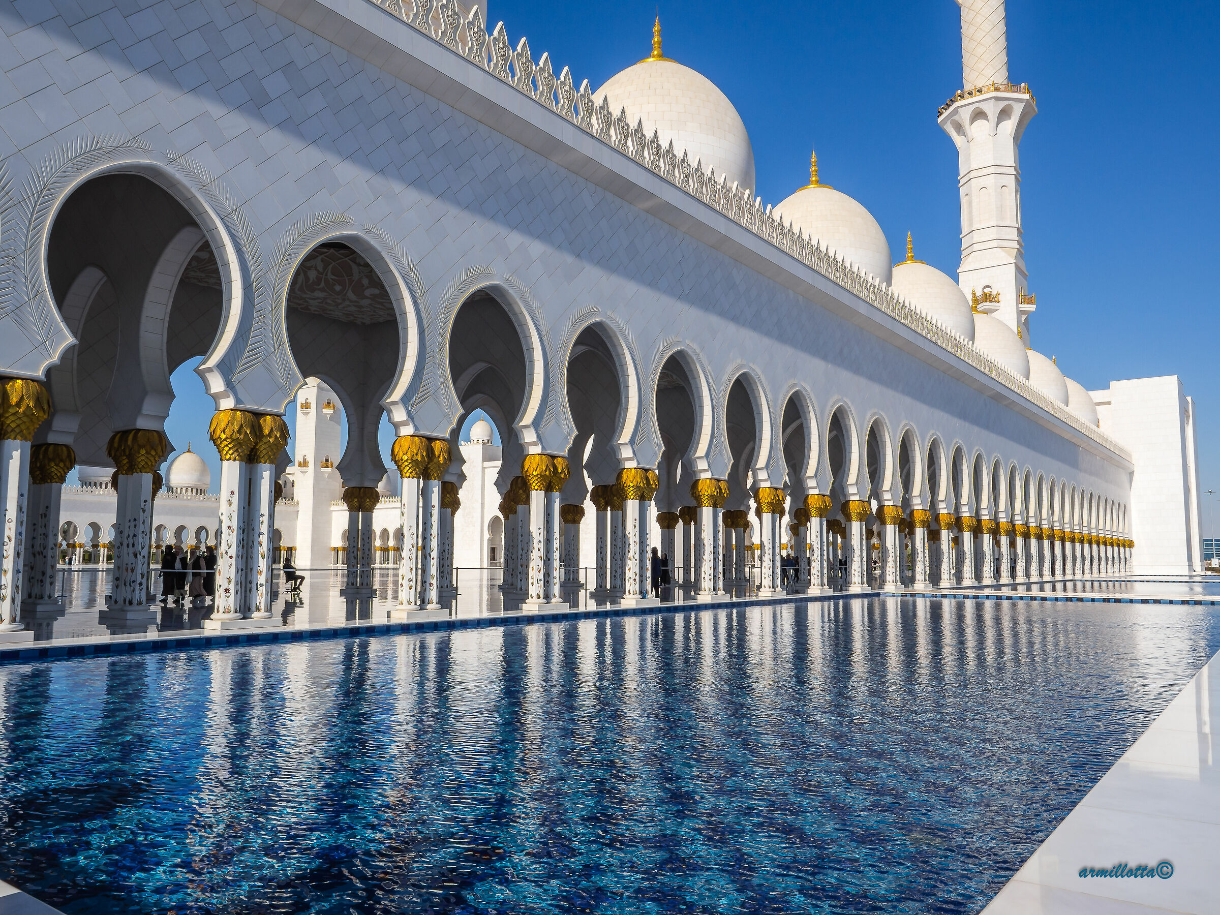 Sheikh Zayed Grand Mosque - Abu Dhabi 2