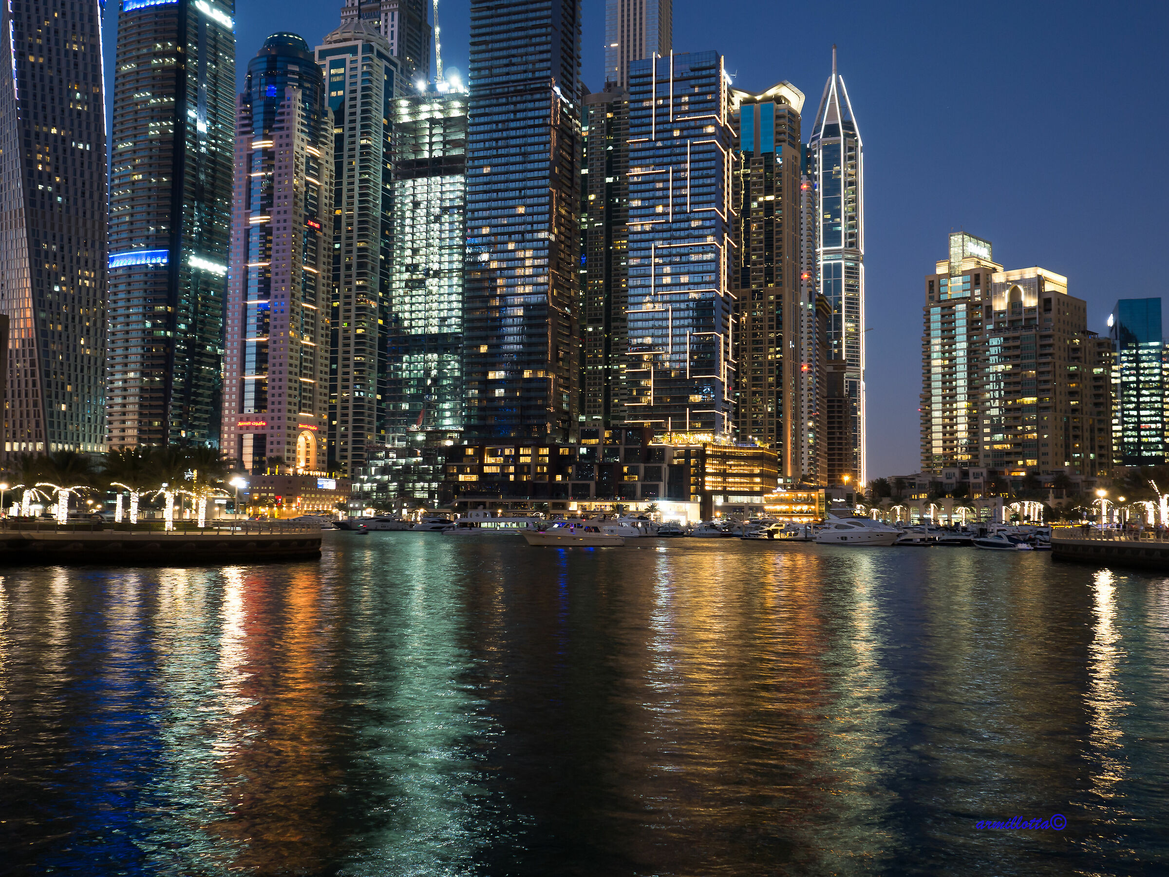 skyline Dubai Marina 4