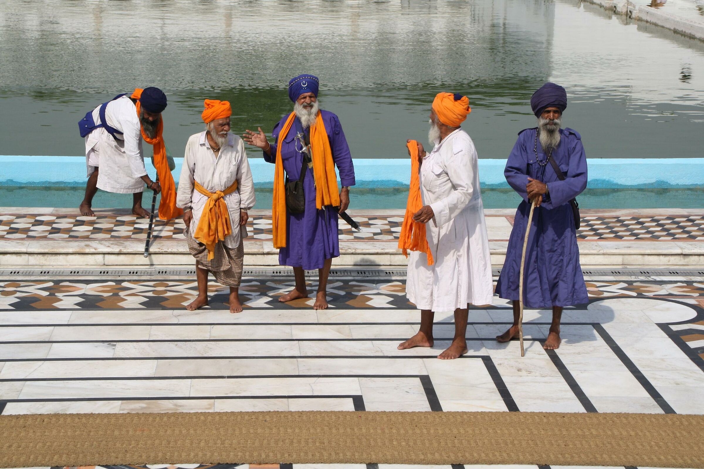 L'eleganza degli uomini Sikh