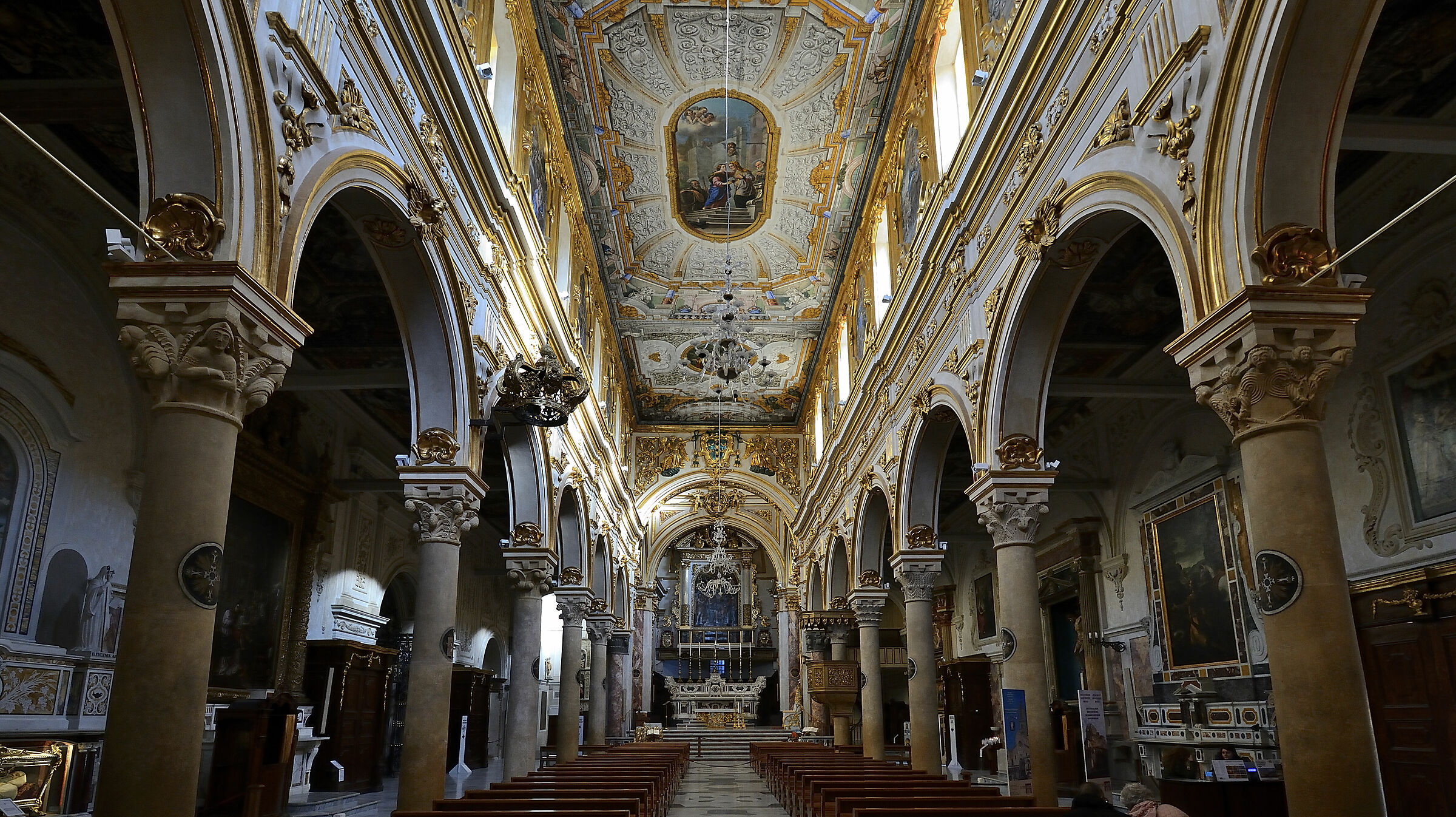 Matera - Interno del duomo