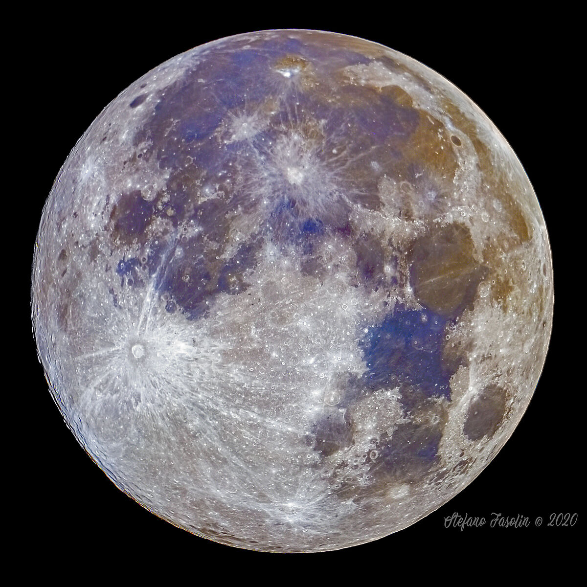 Luna - 7 Aprile (mineral)