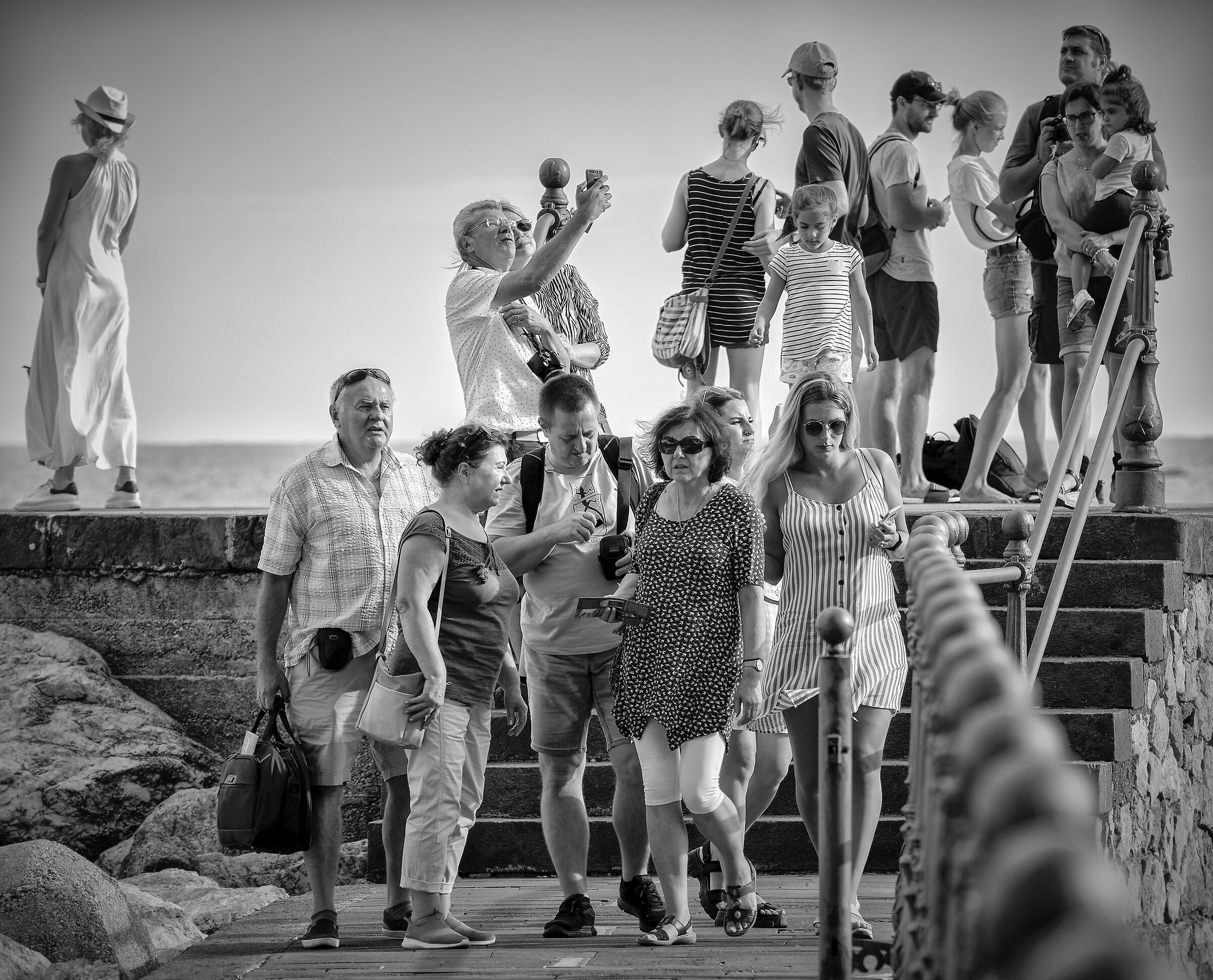 Multitude and solitude