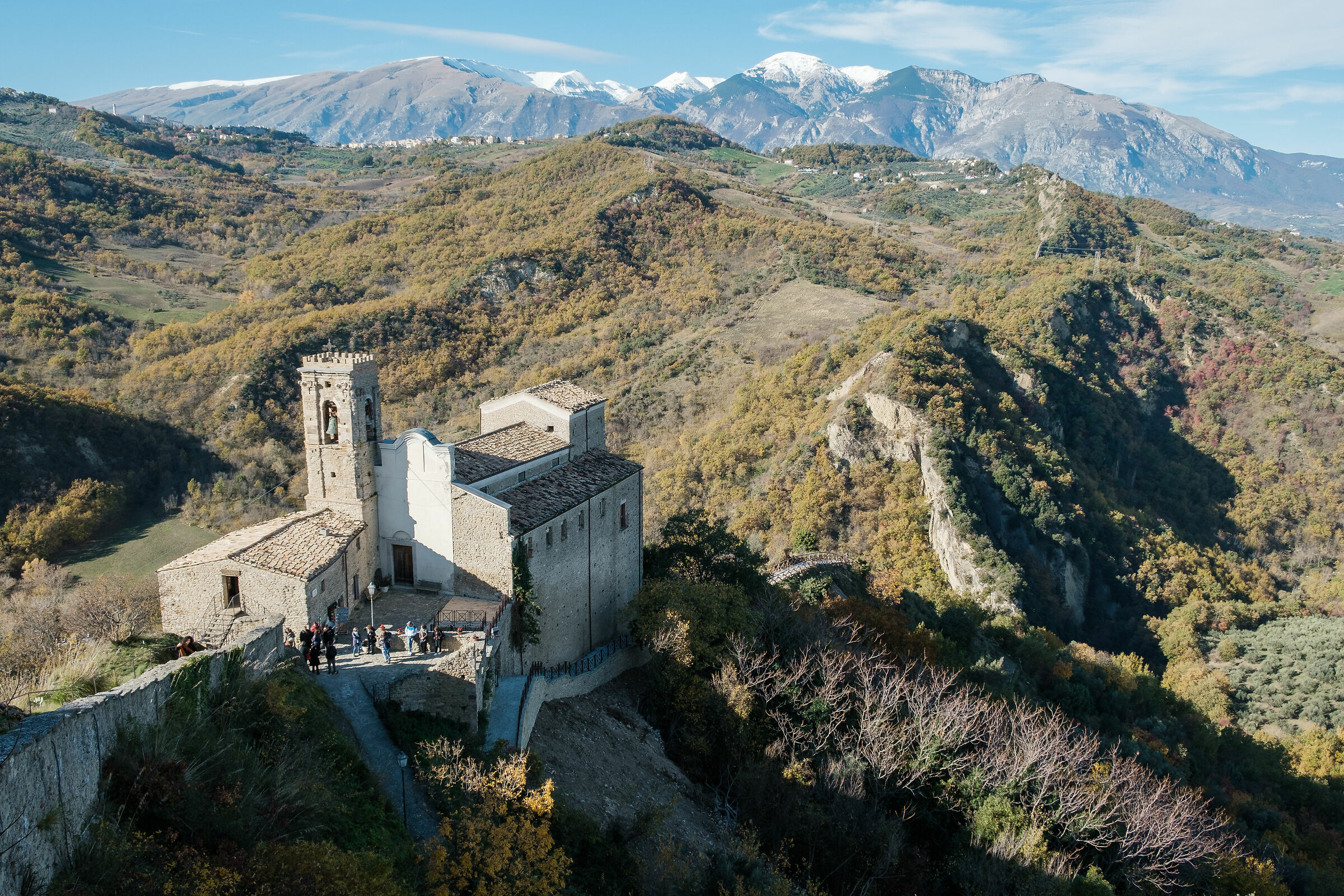 Roccascalegna dall'alto
