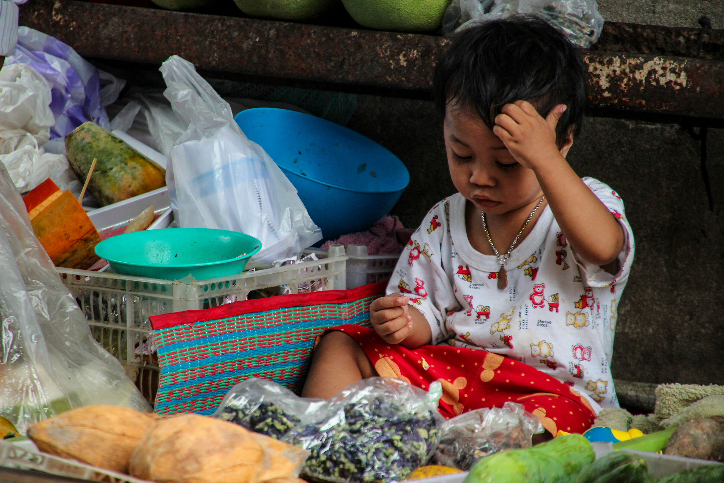 Maeklong Railway Market