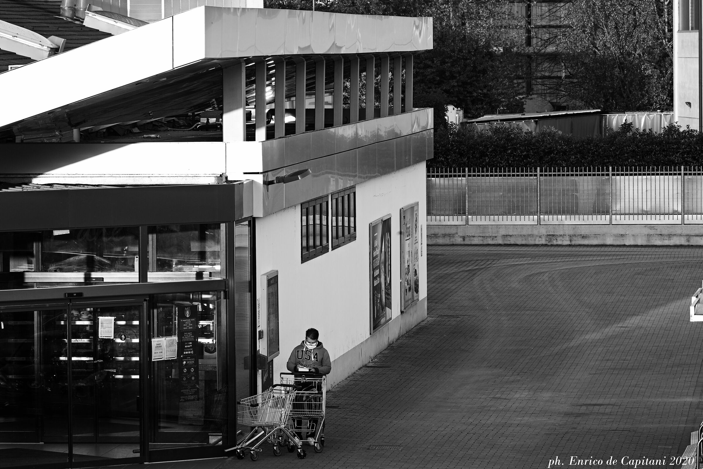 Ore 7 del mattino: il primo della fila