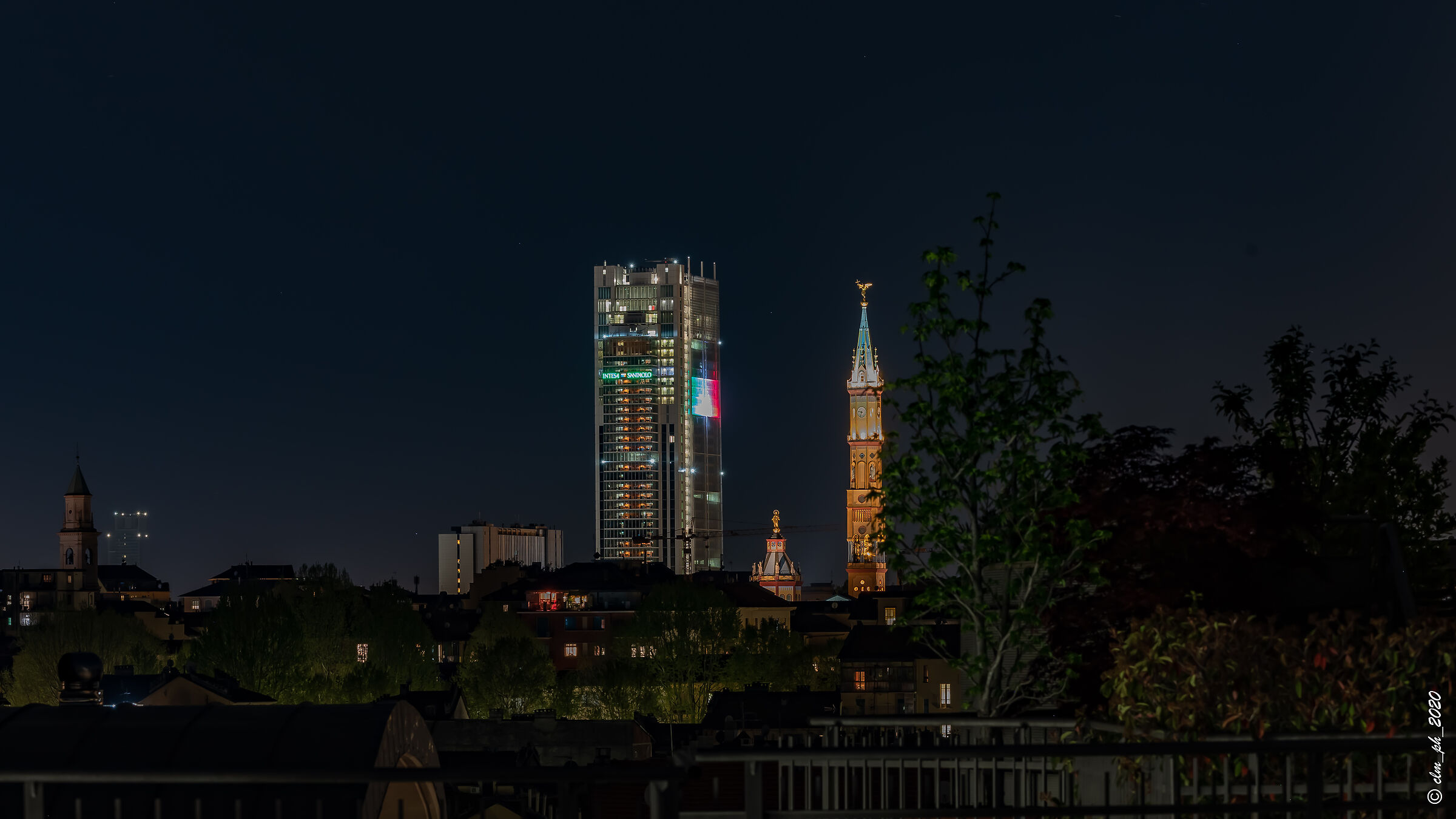 Torino grattacielo Renzo Piano e campanile S. Zita