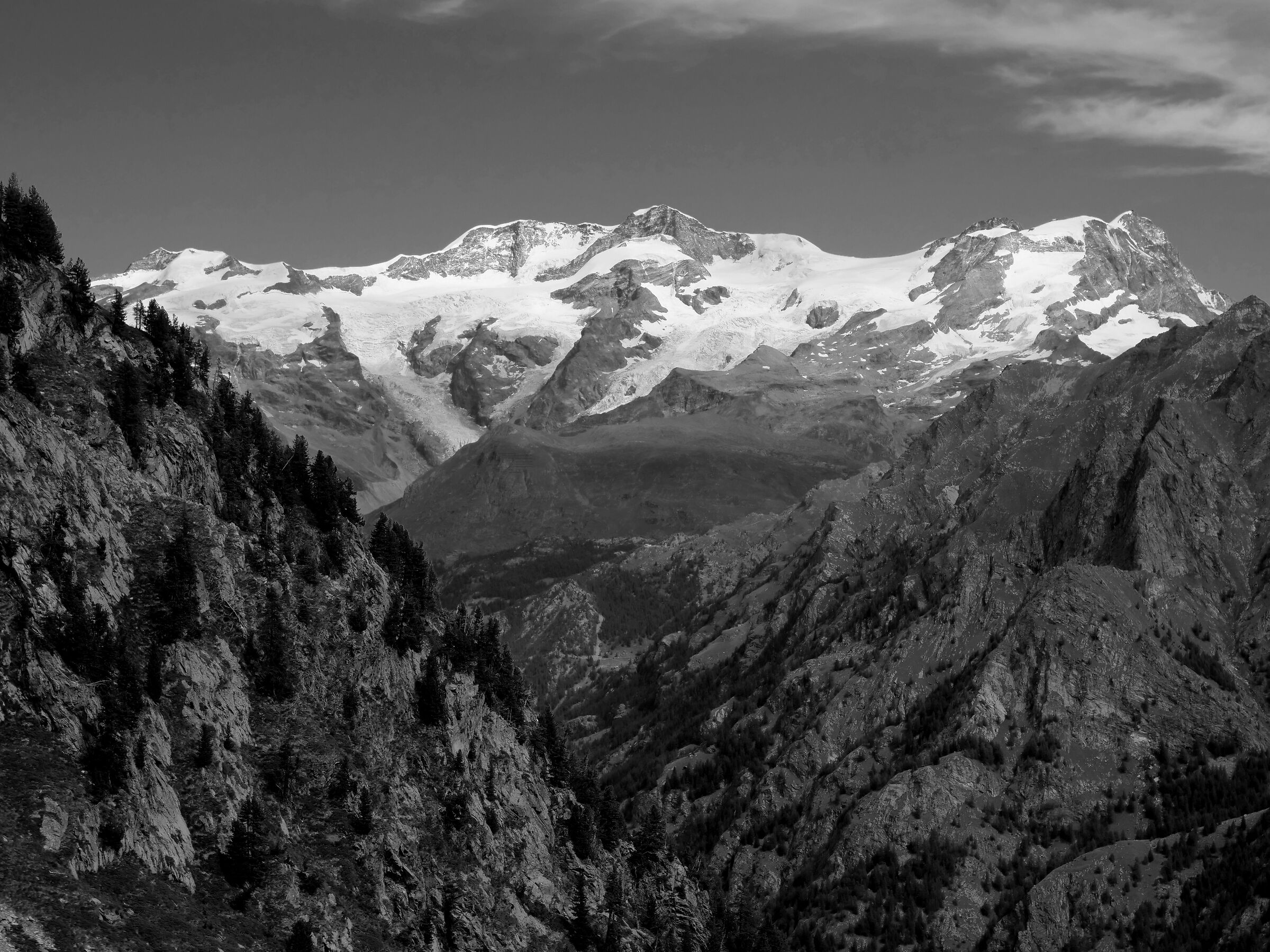 Monte Rosa closes the Lys valley