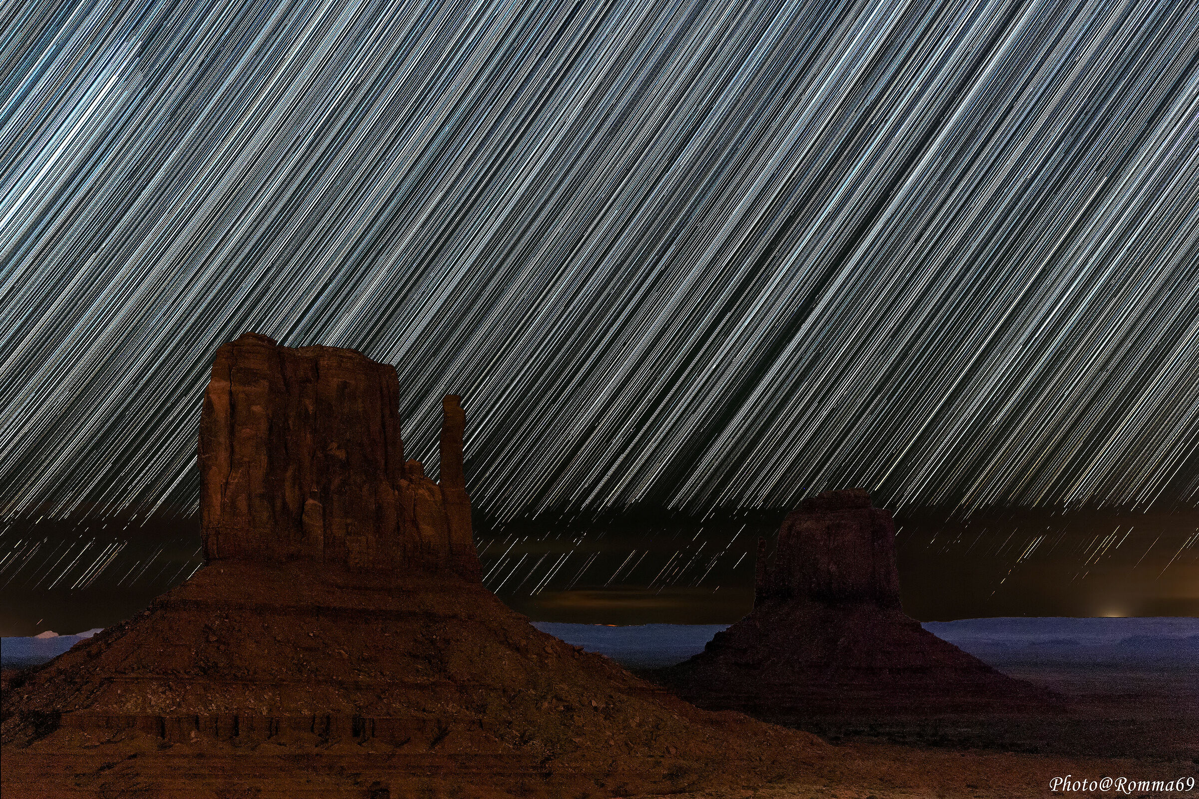 Stelle filanti sulla Monument Valley