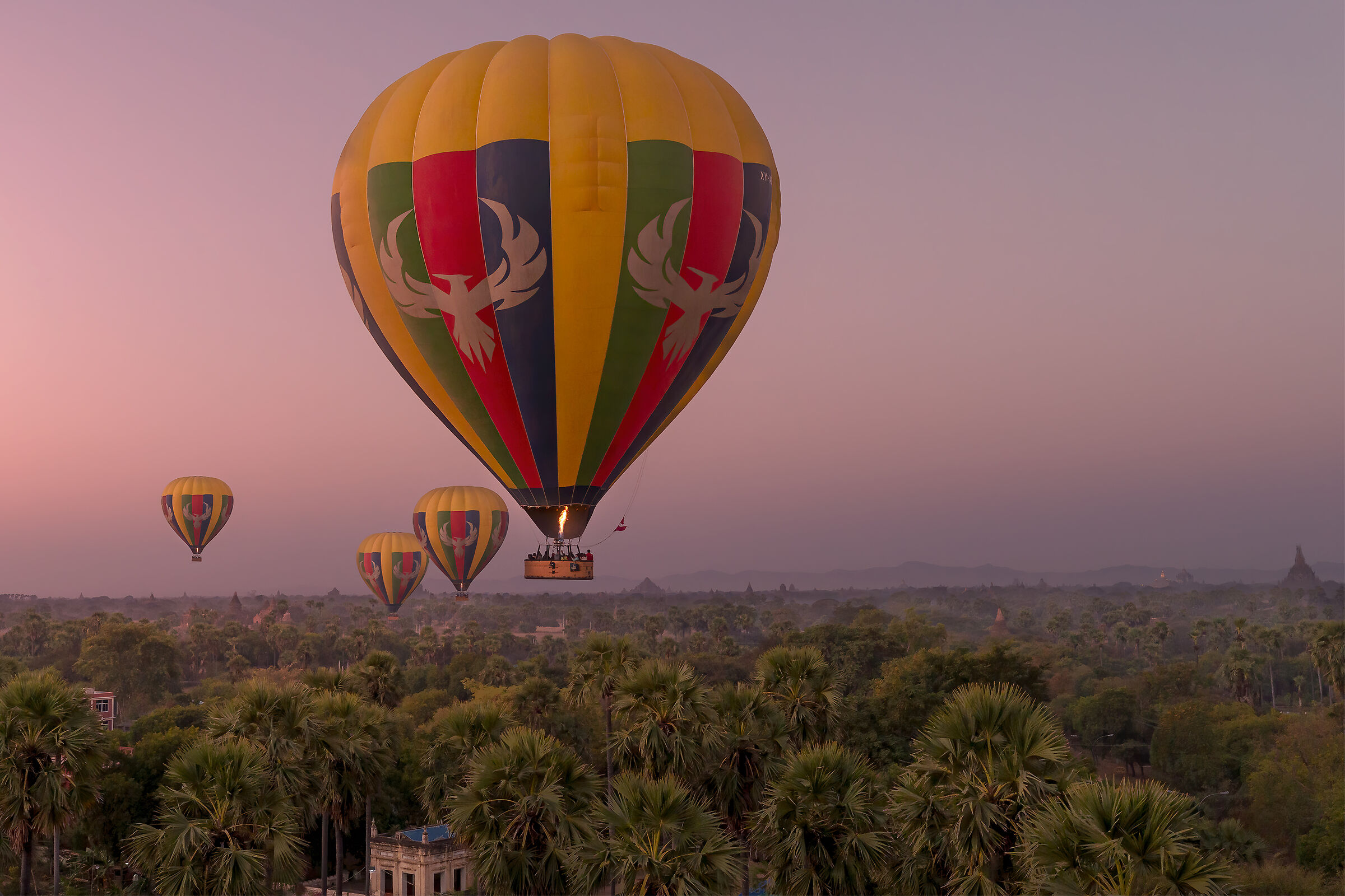Ballooning in Bagan