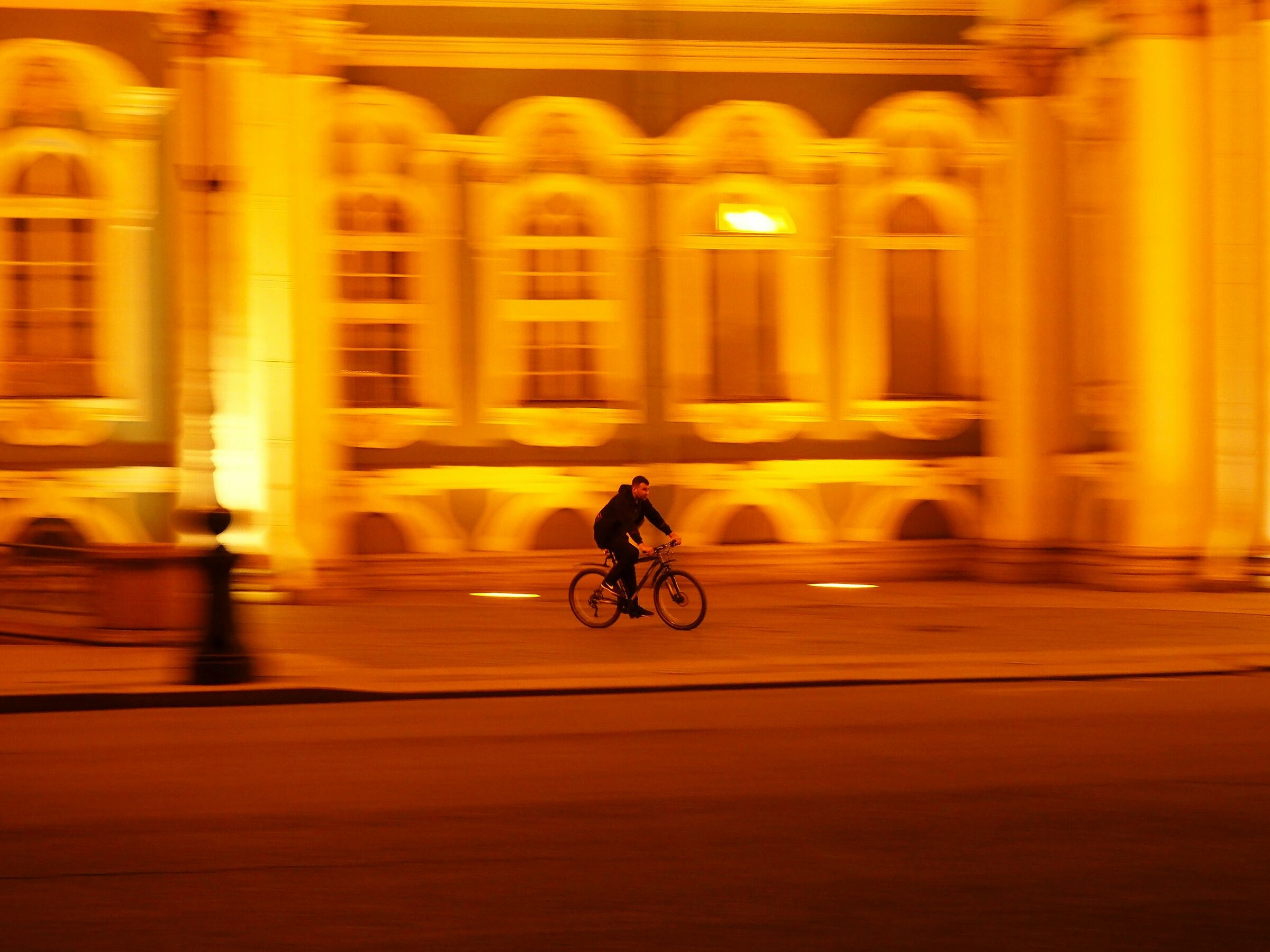 Cyclist in ...... Panning