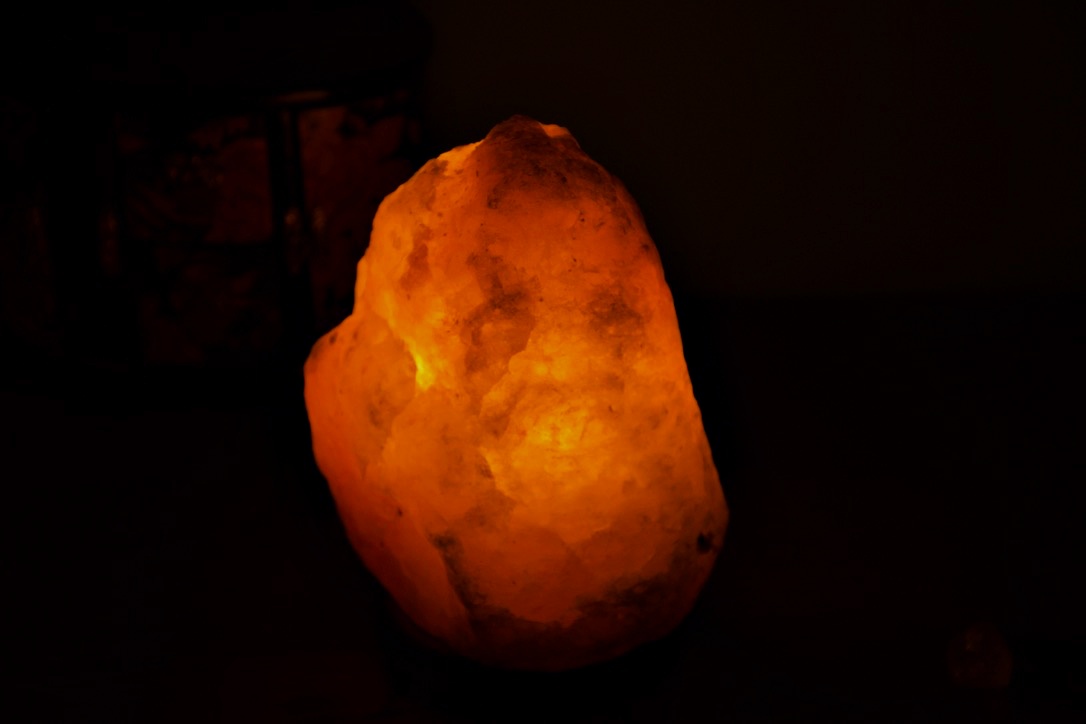 Himalayan salt lamp